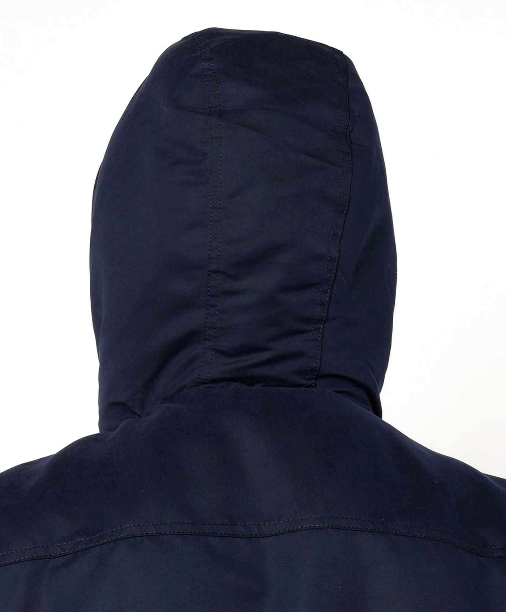 Parka hombre detalles rojos Parka hombre detalles rojos