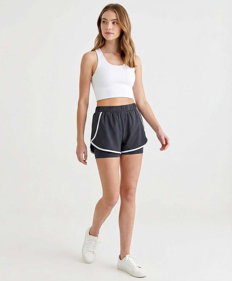 Short deportivo mujer linea blanca
