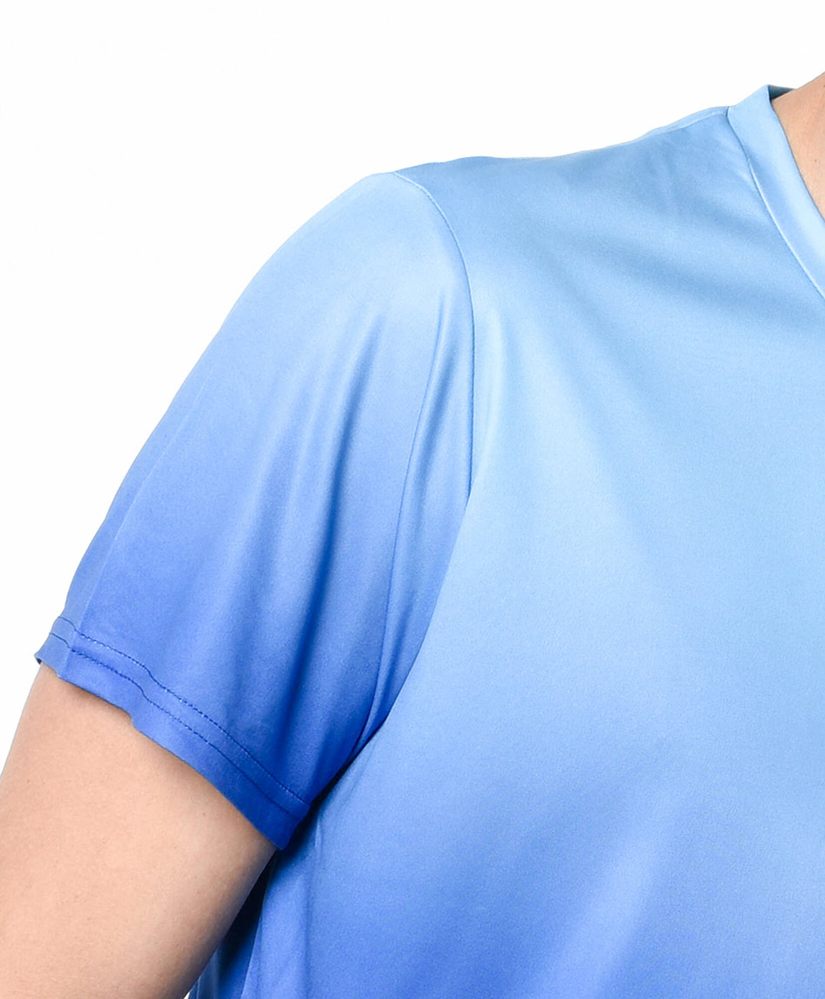 Polera deportiva hombre degradé azul Polera deportiva hombre degradé azul