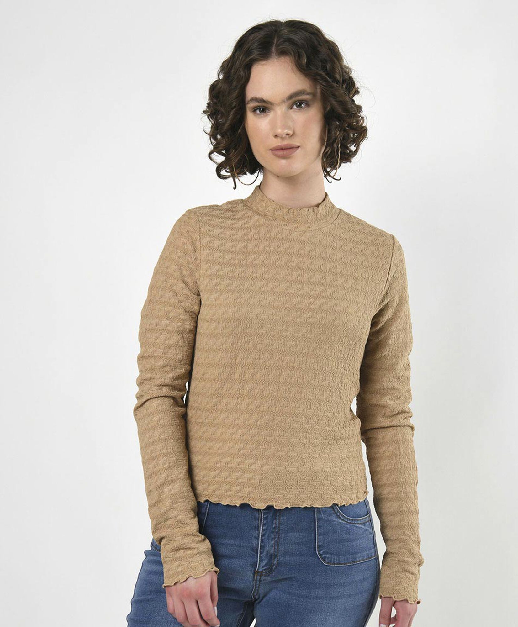 Polera mujer textura ondulada Polera mujer textura ondulada