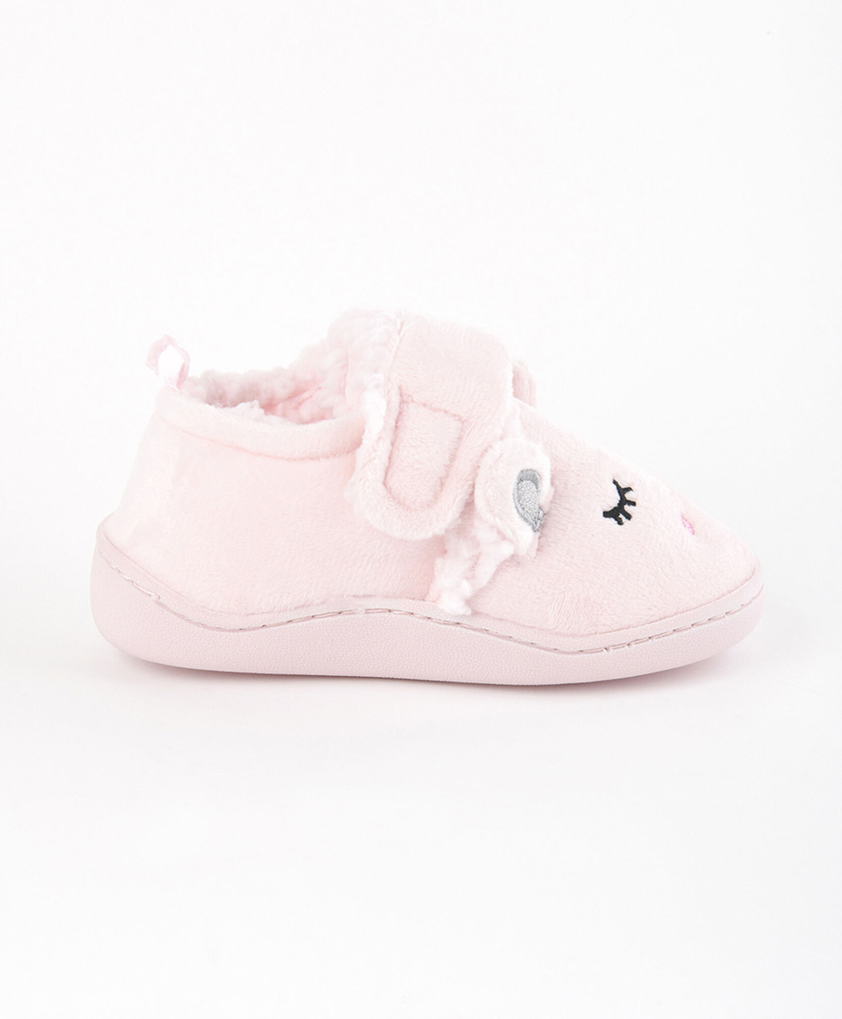 Pantufla infantil (25 a 28) corderito Pantufla infantil (25 a 28) corderito