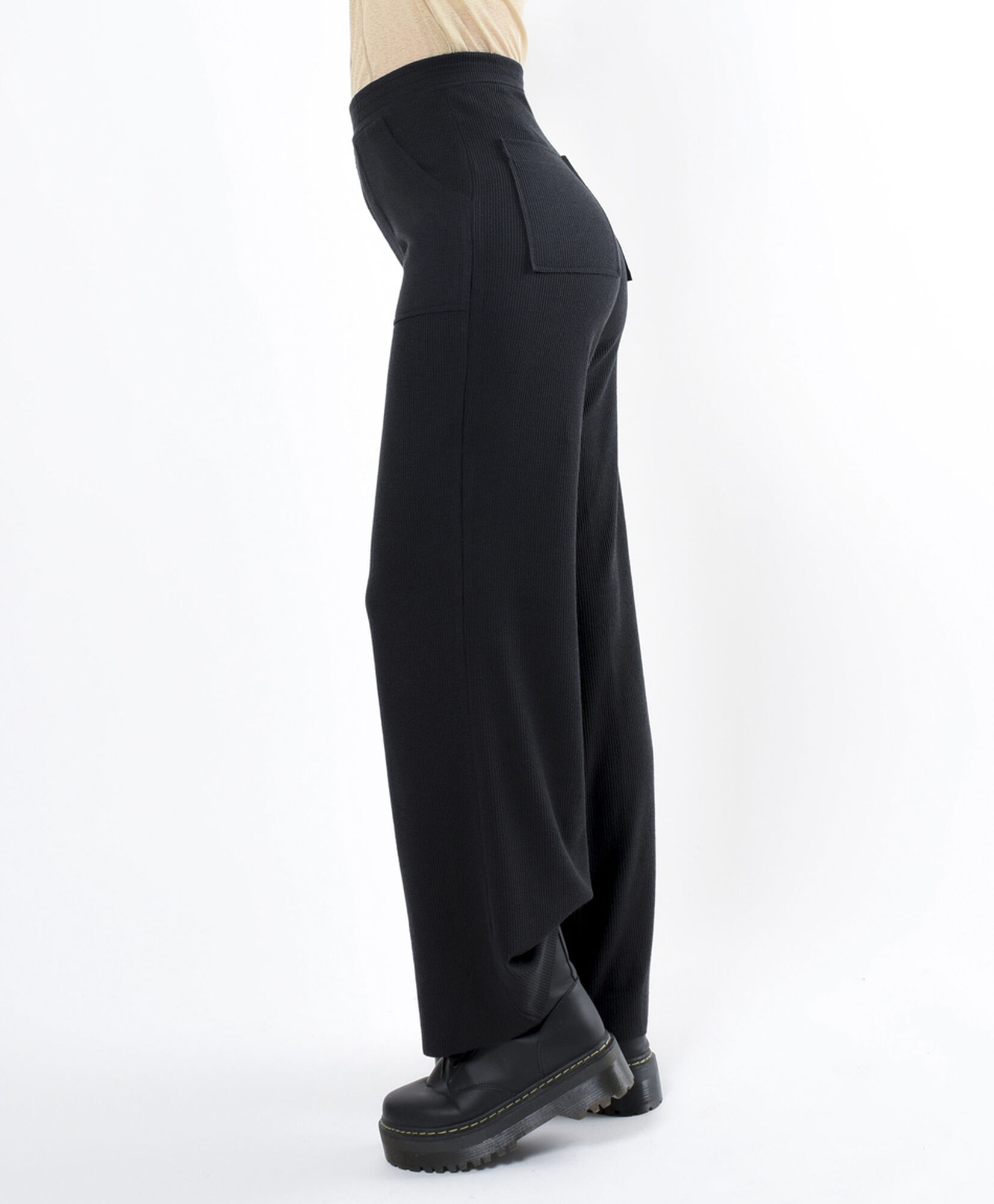 Pantalón mujer tiro alto wide Pantalón mujer tiro alto wide