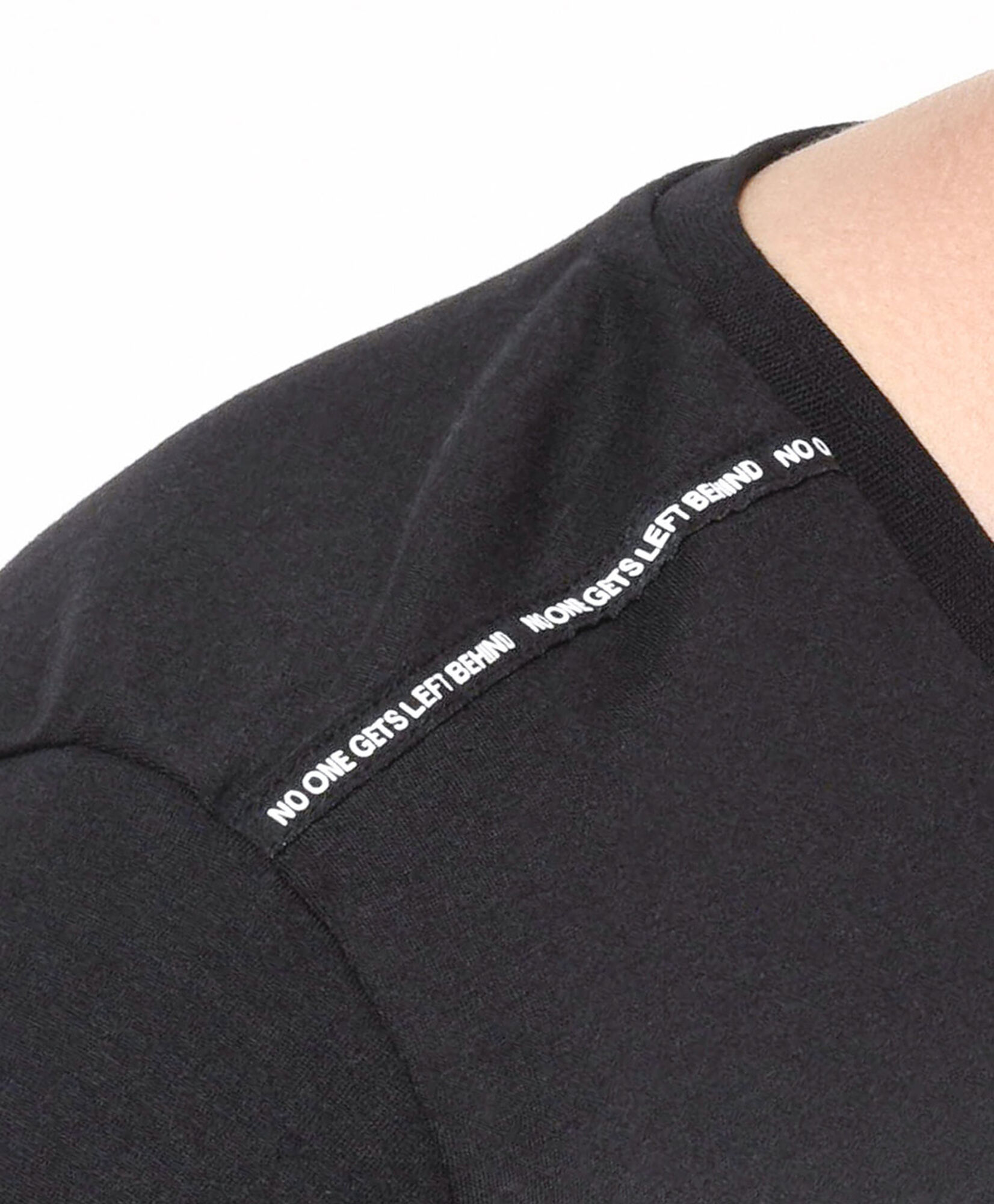 Polera hombre frase hombro Polera hombre frase hombro