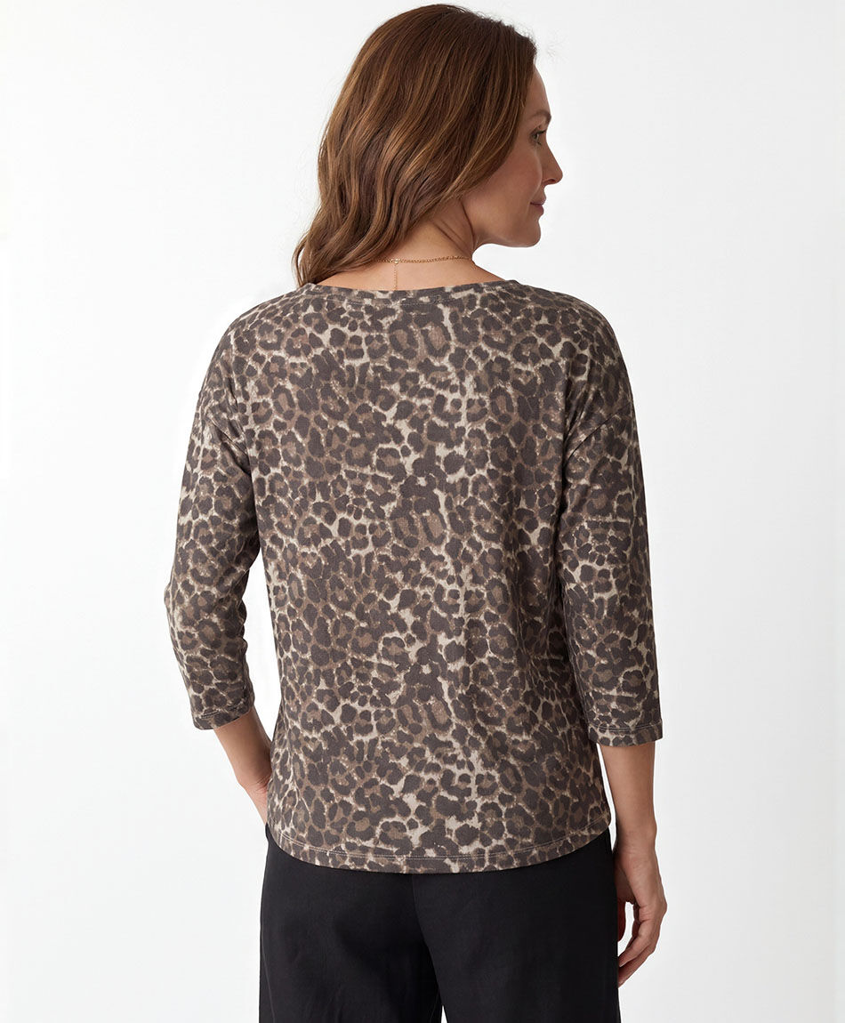 Polera mujer animal print lanosa