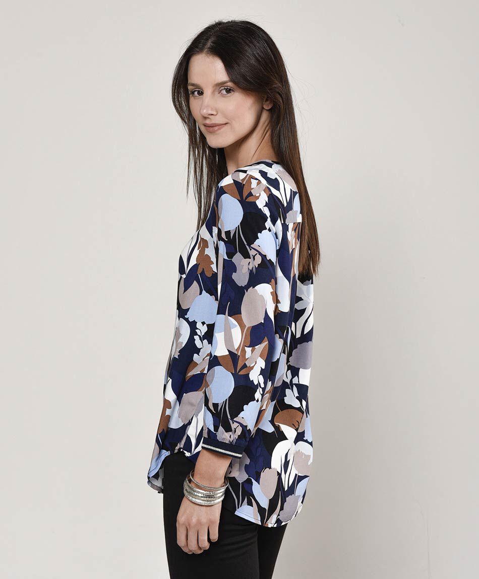 Blusa mujer floreada l&iacute;neas