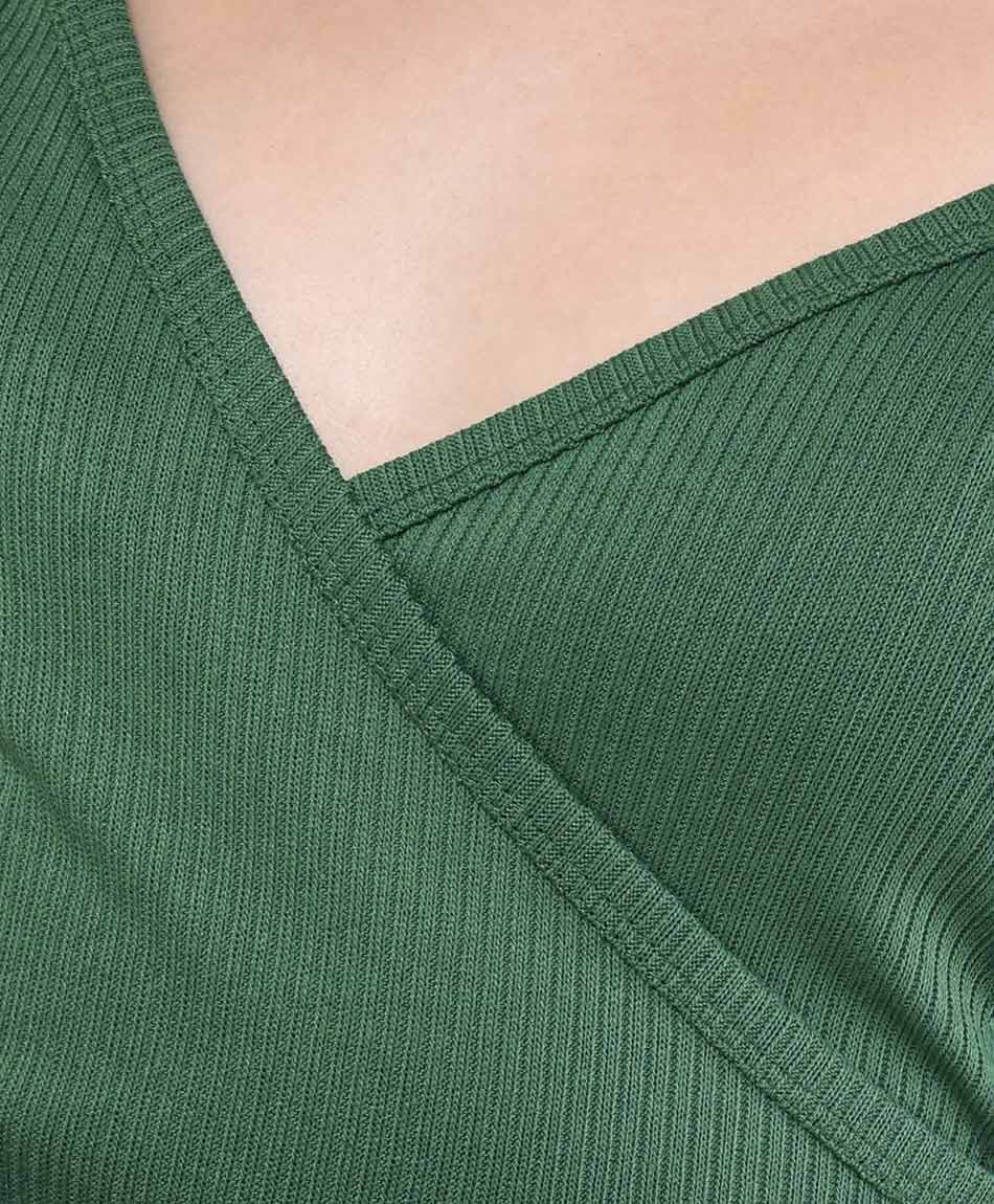 Polera mujer acanalada cruzada