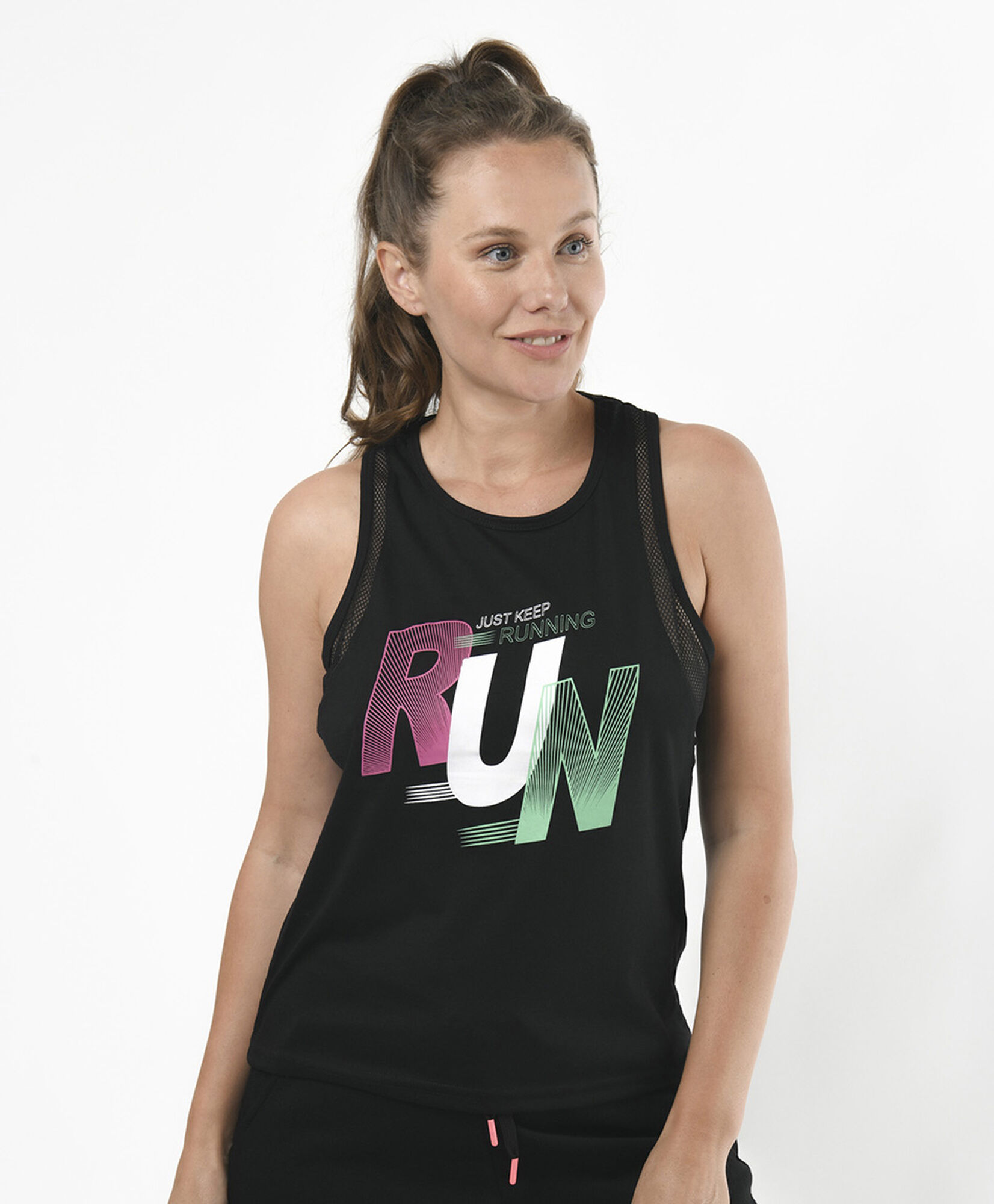Polera deportiva mujer musculosa malla Polera deportiva mujer musculosa malla
