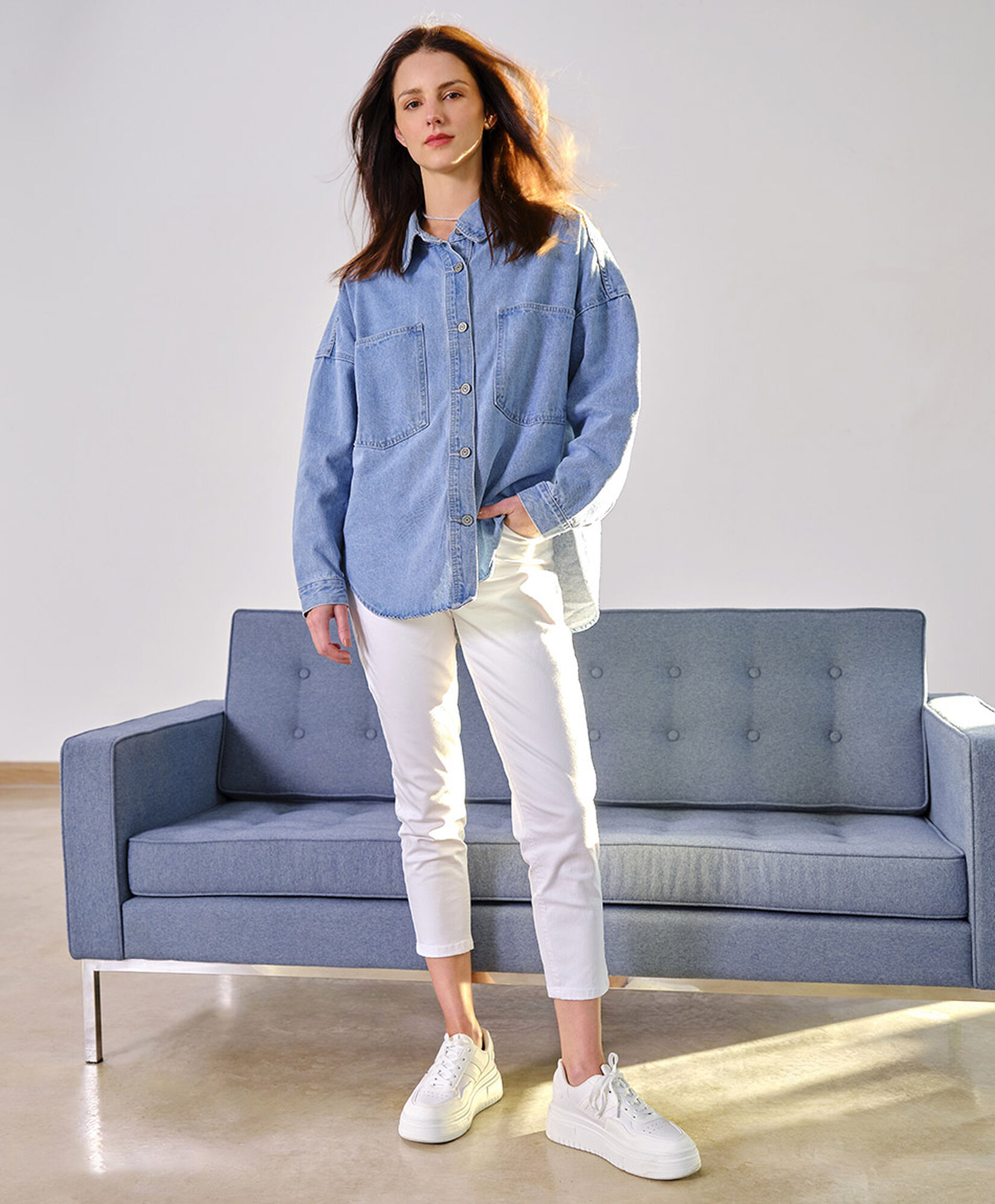 Jeans mujer detalle cinturón skinny fit Jeans mujer detalle cinturón skinny fit