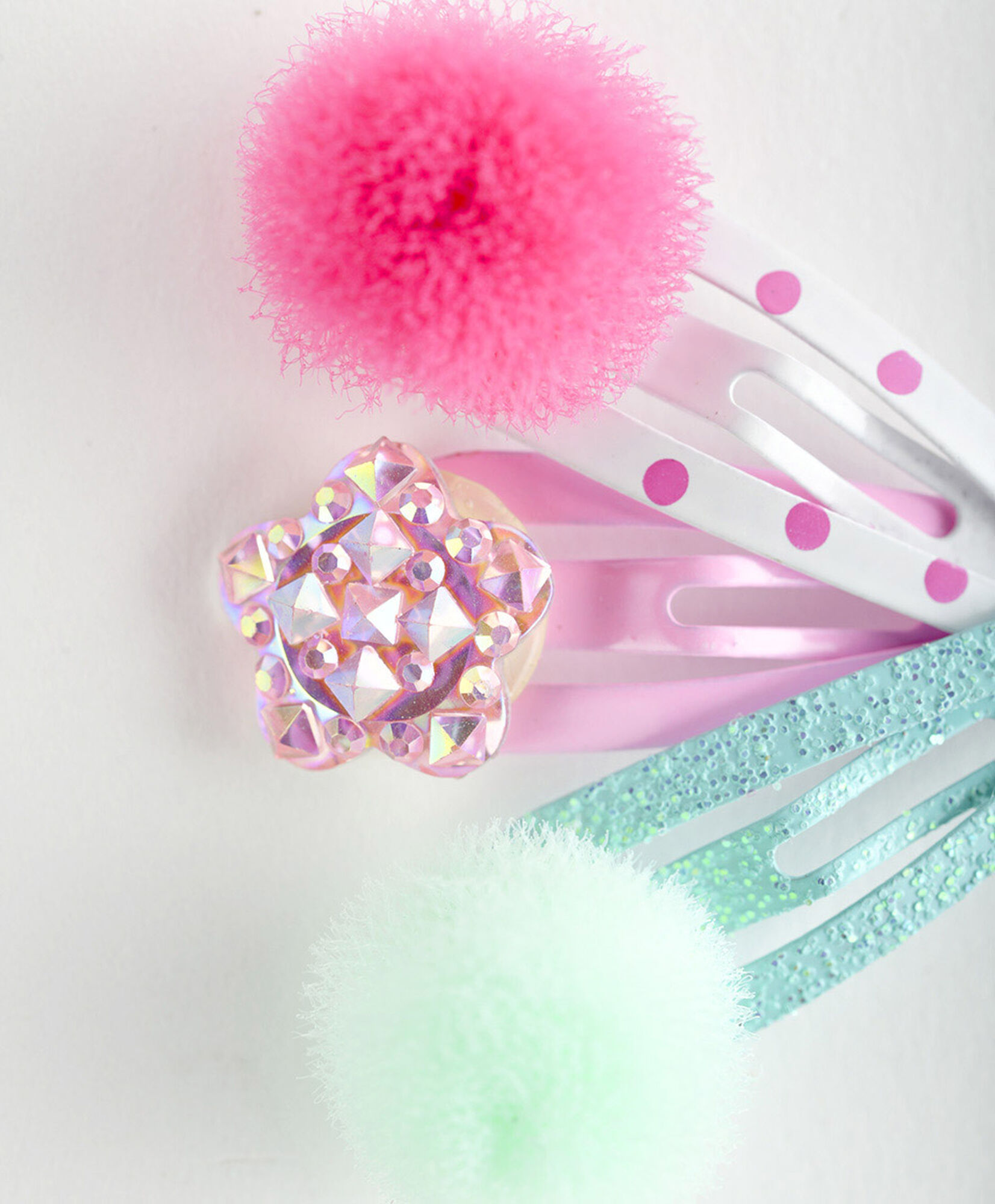 Set 6 pinches pompones Set 6 pinches pompones