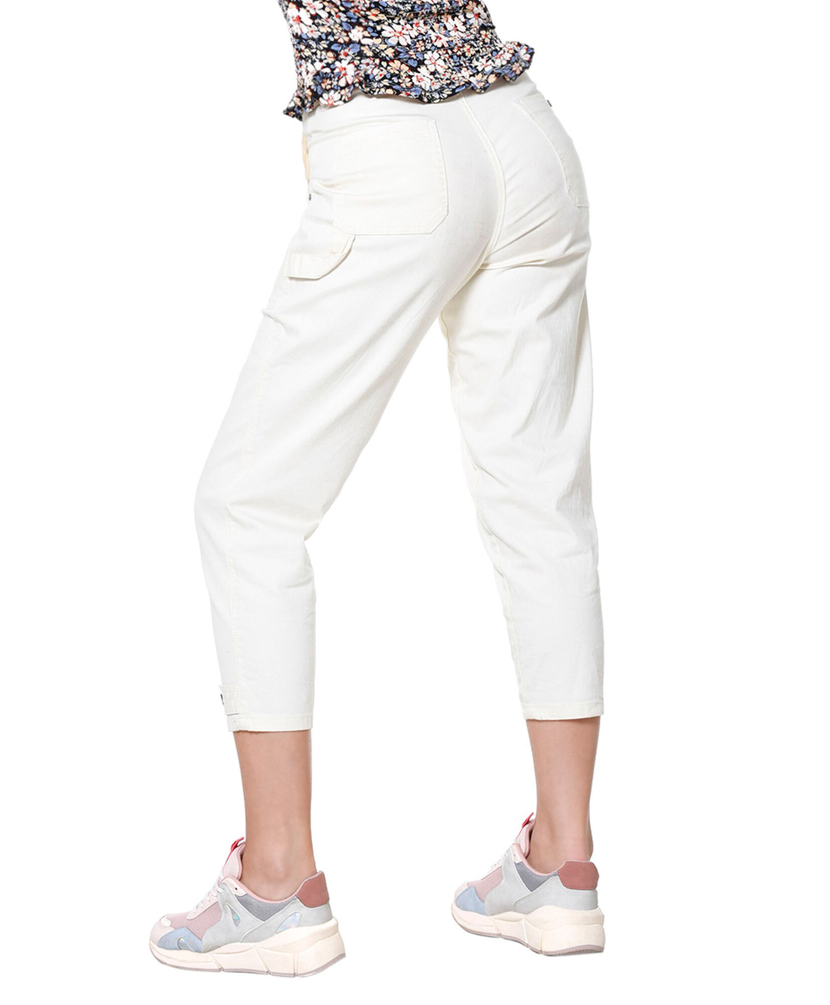 Pantalon blanco det pasador Pantalon blanco det pasador
