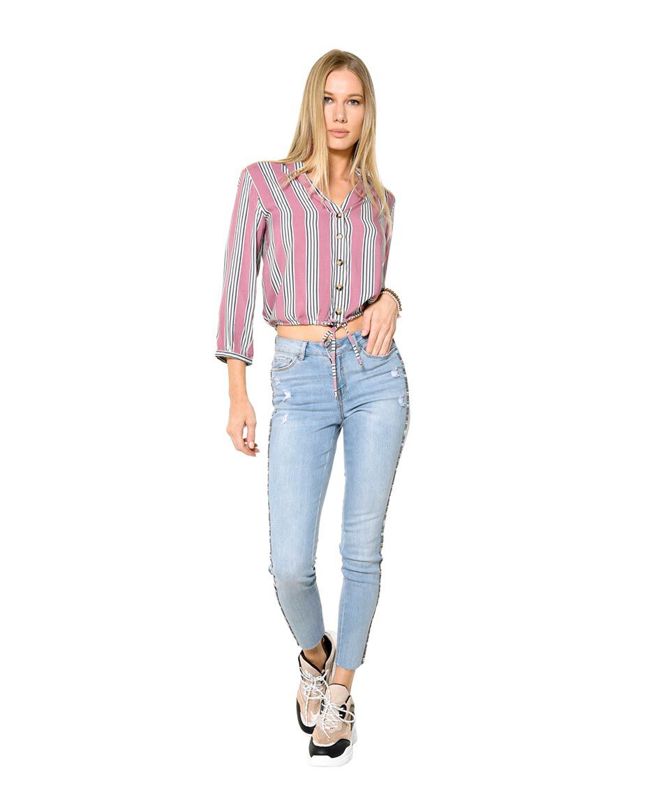 Jeans bordado lateral