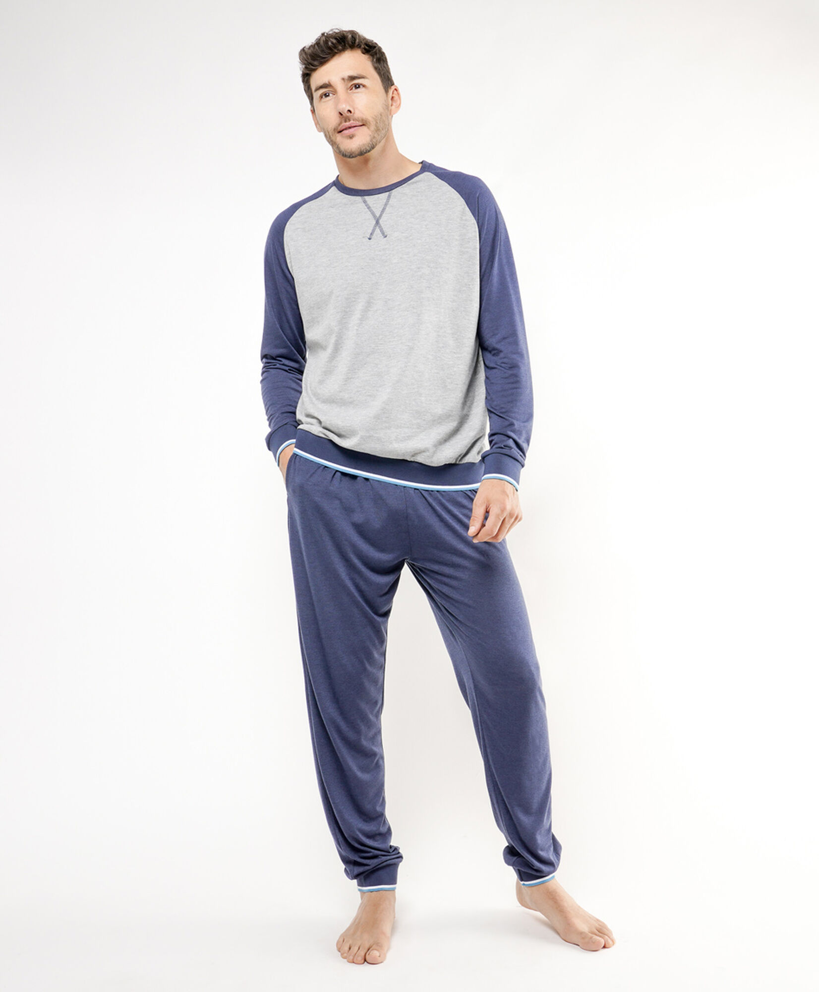 Pijama hombre bicolor Pijama hombre bicolor