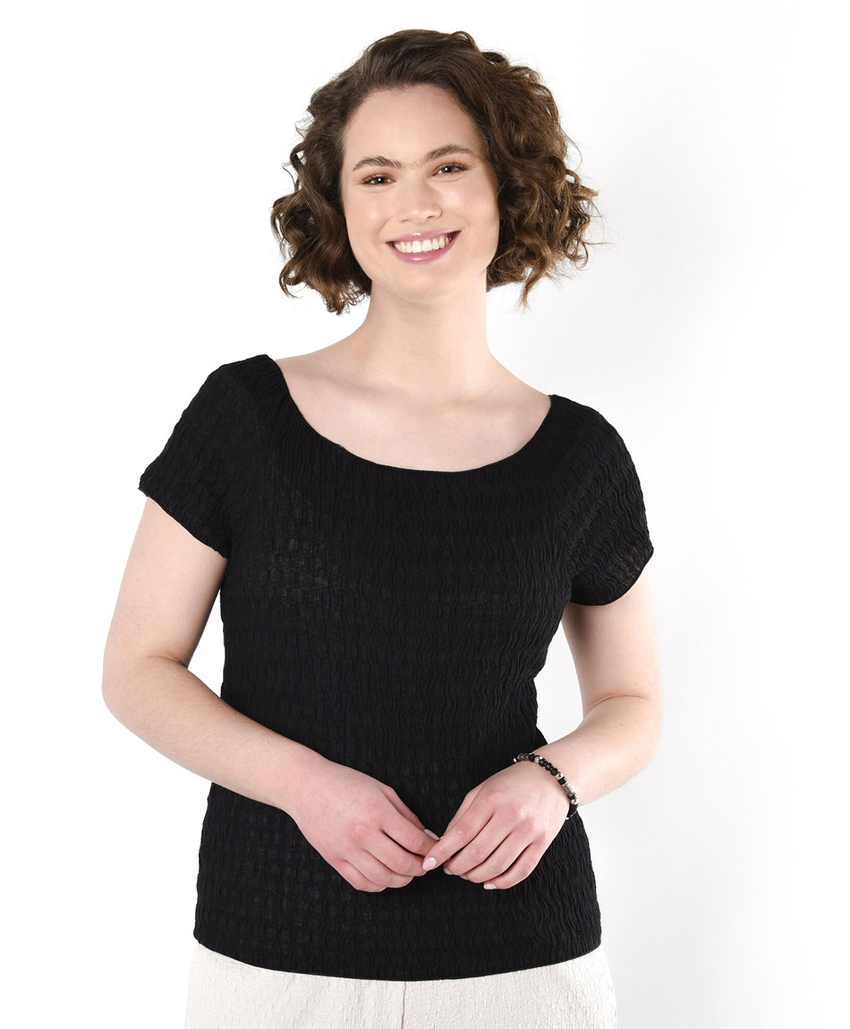 Polera mujer texturizada negra Polera mujer texturizada negra