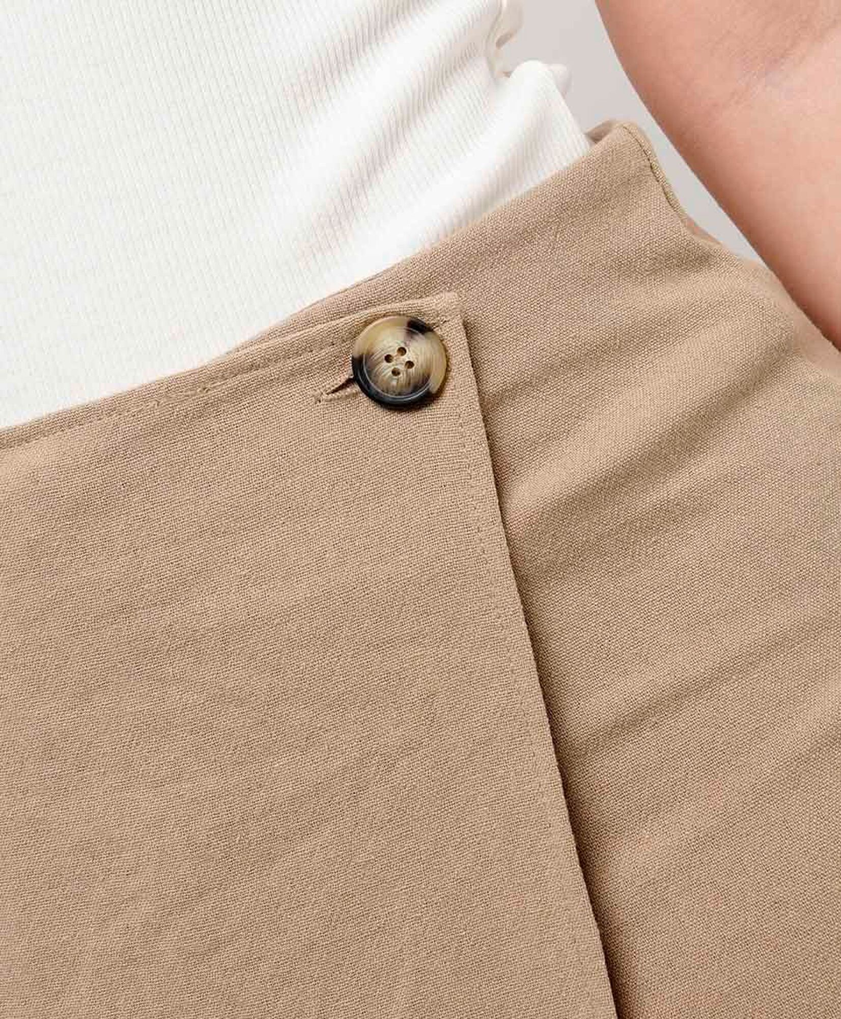 Short mujer botón cruzada Short mujer botón cruzada