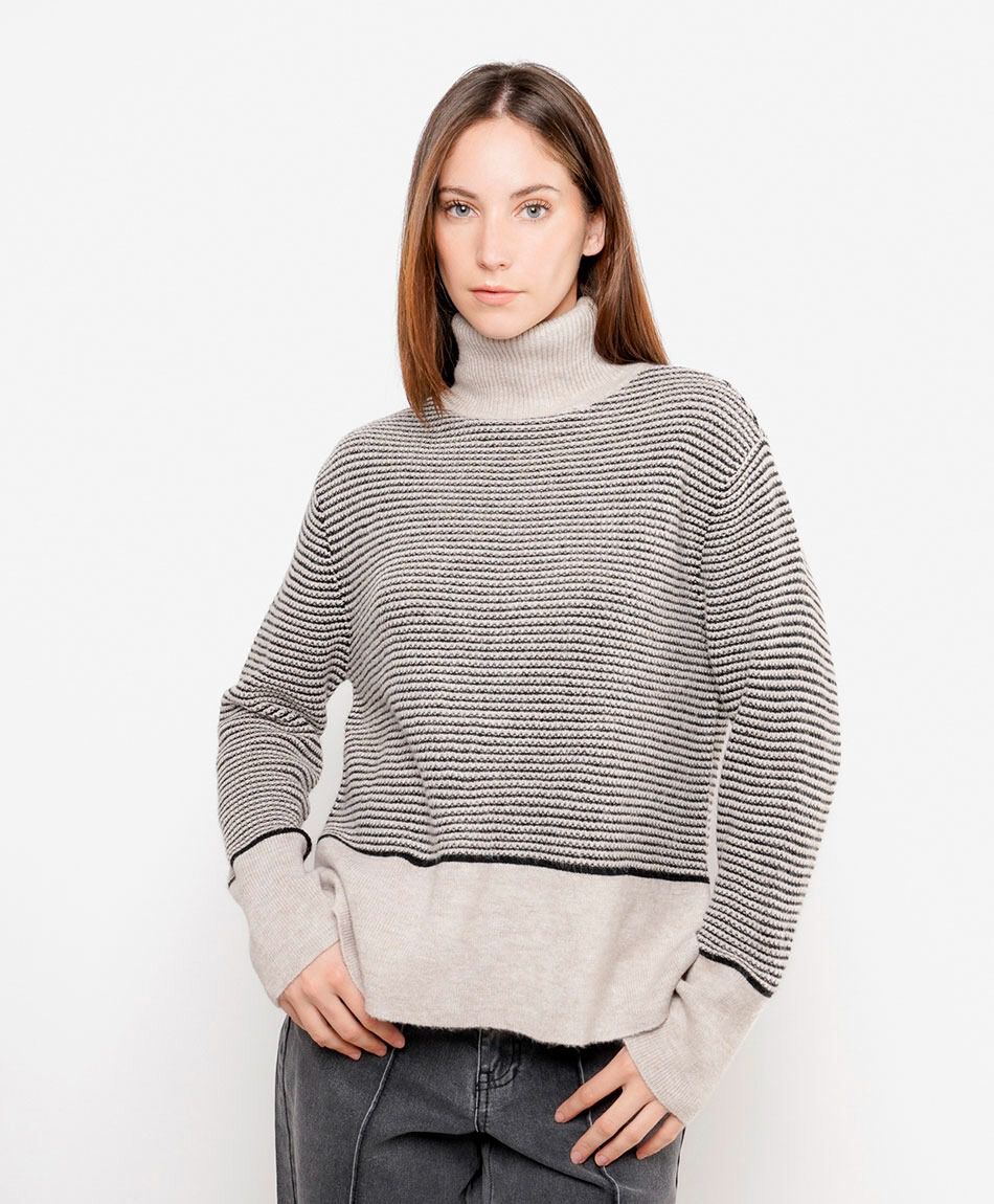 Sweater mujer l&iacute;neas cuello alto