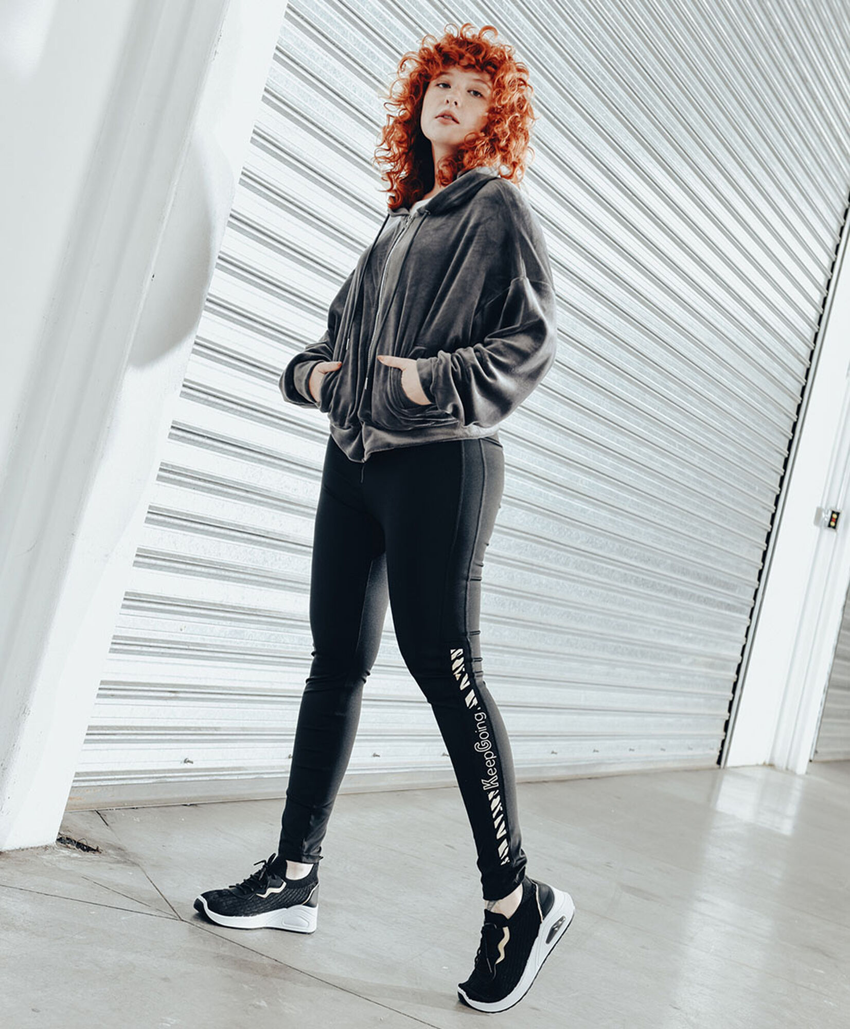 Buzos Largos Mujer Para Calzas Calza Deportiva Mujer Texto Lateral