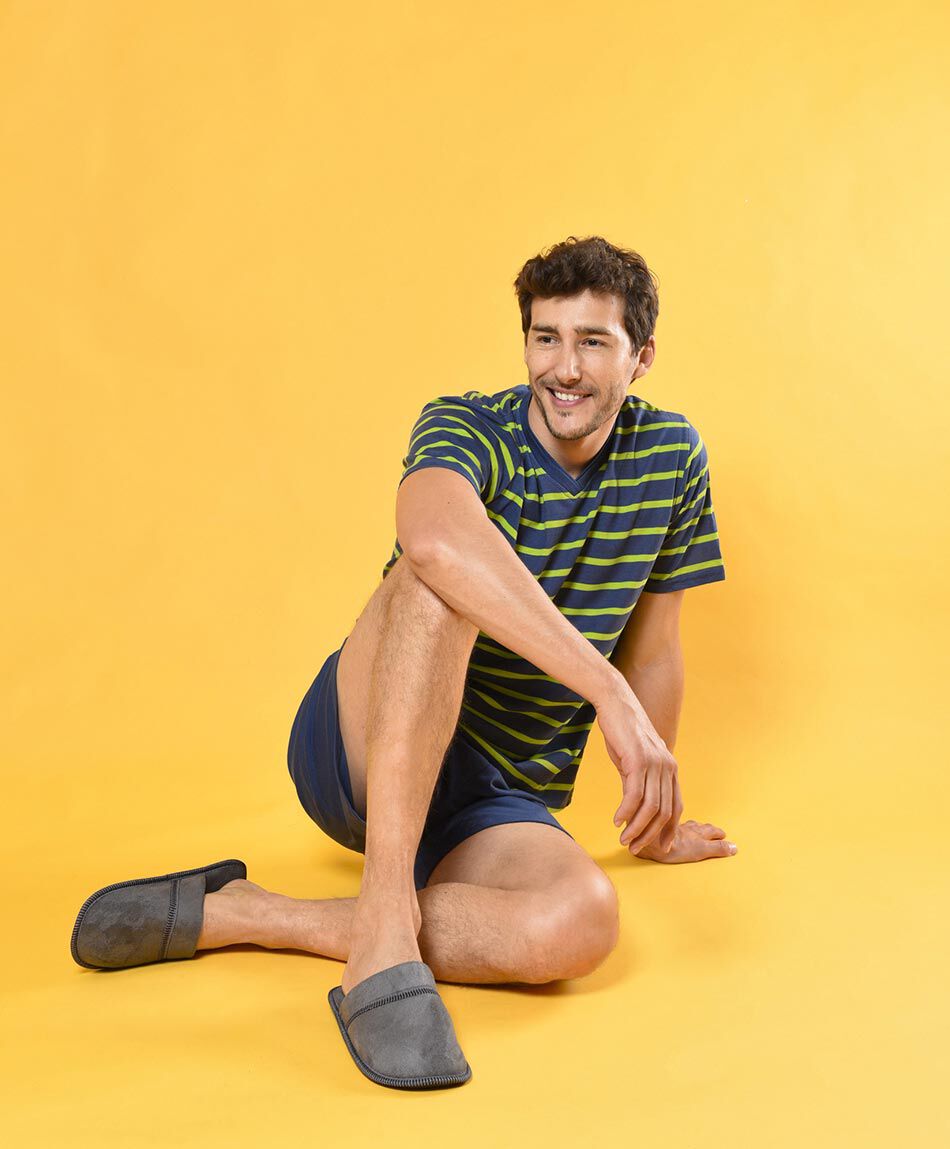 Pantufla punta cerrada
