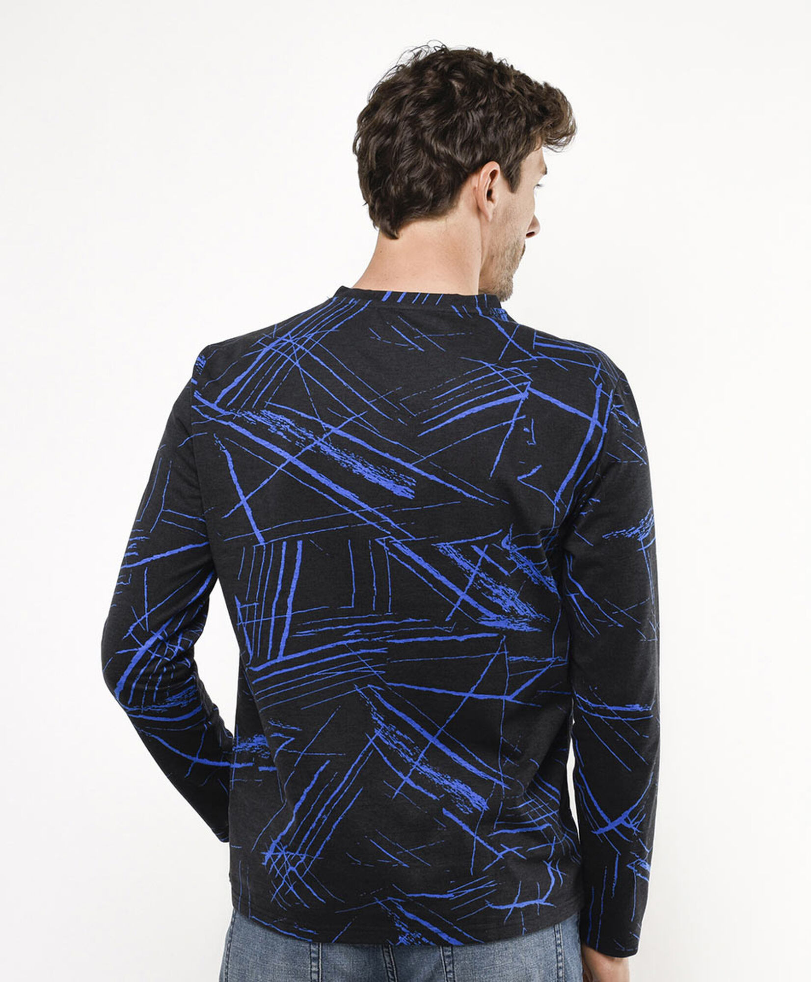 Polera hombre graffiti botones Polera hombre graffiti botones