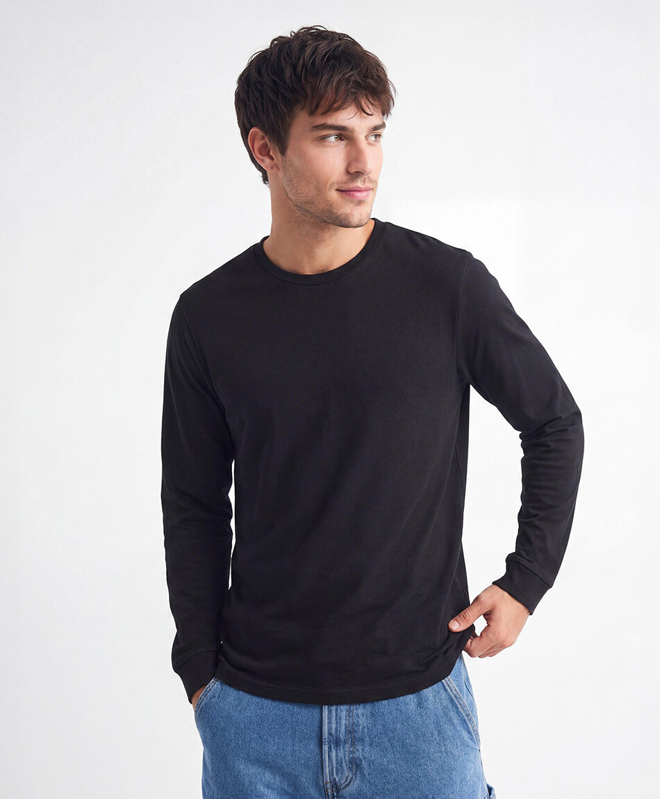 Polera hombre manga larga b&aacute;sica