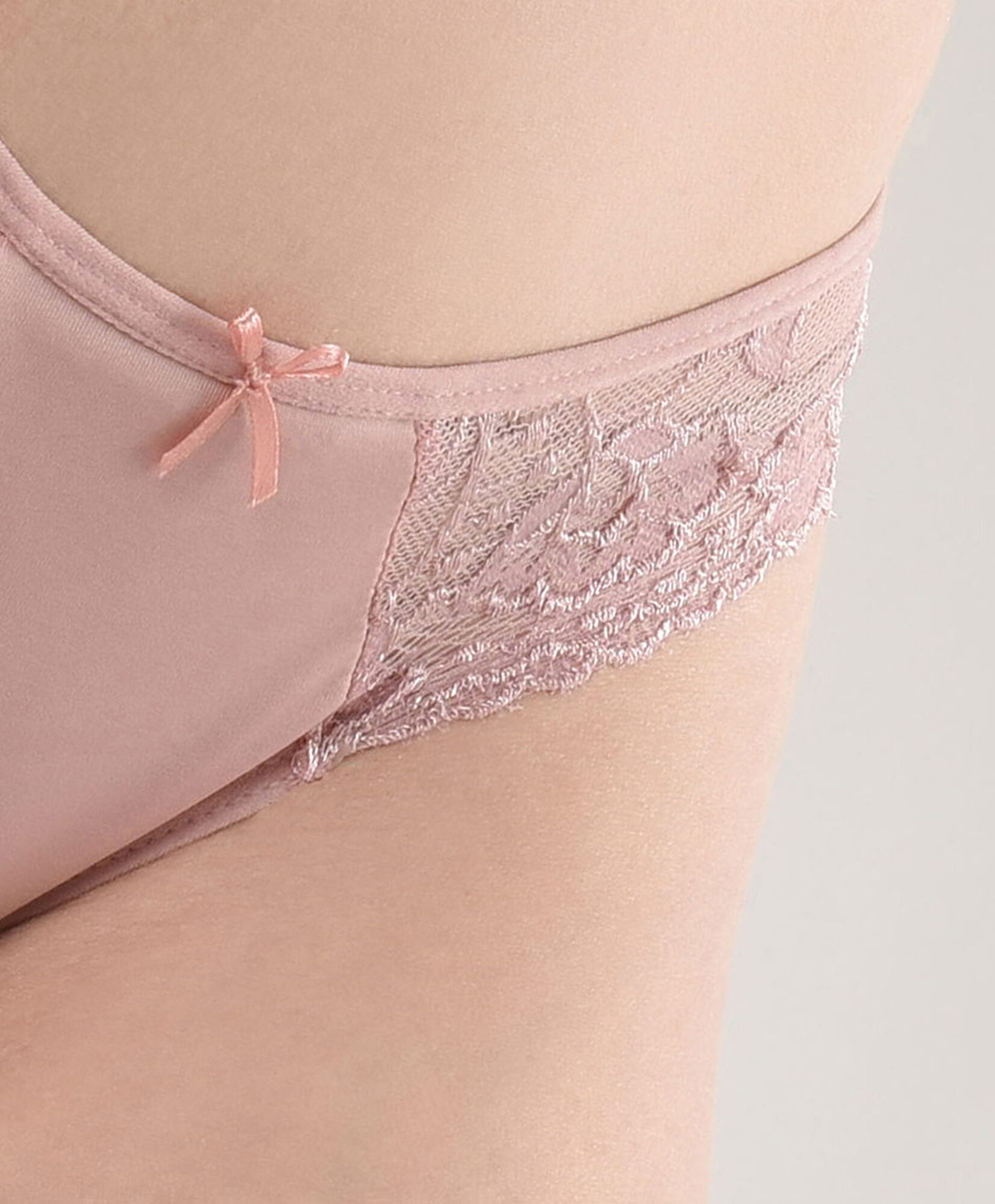 Tanga mujer encajes laterales Tanga mujer encajes laterales