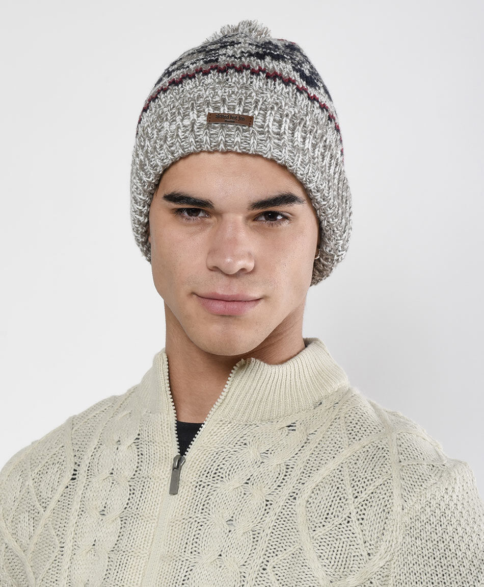 Gorro hombre zig zag pomp&oacute;n
