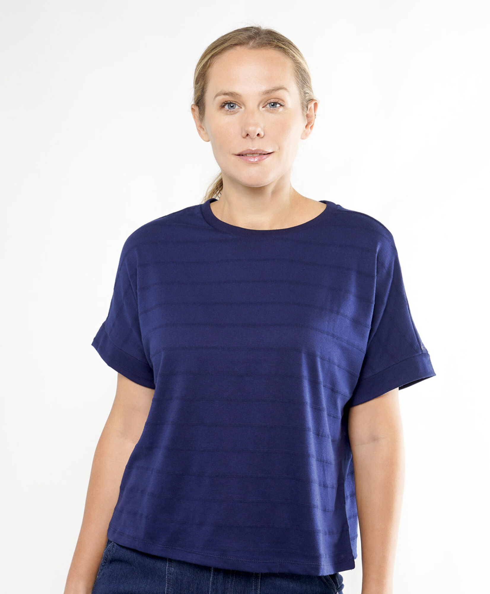 Polera mujer texturada líneas Polera mujer texturada líneas