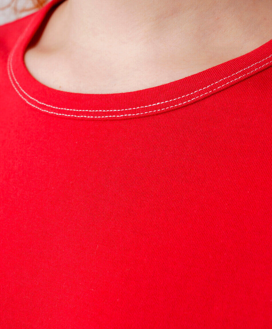 Polera mujer roja l&iacute;neas manga