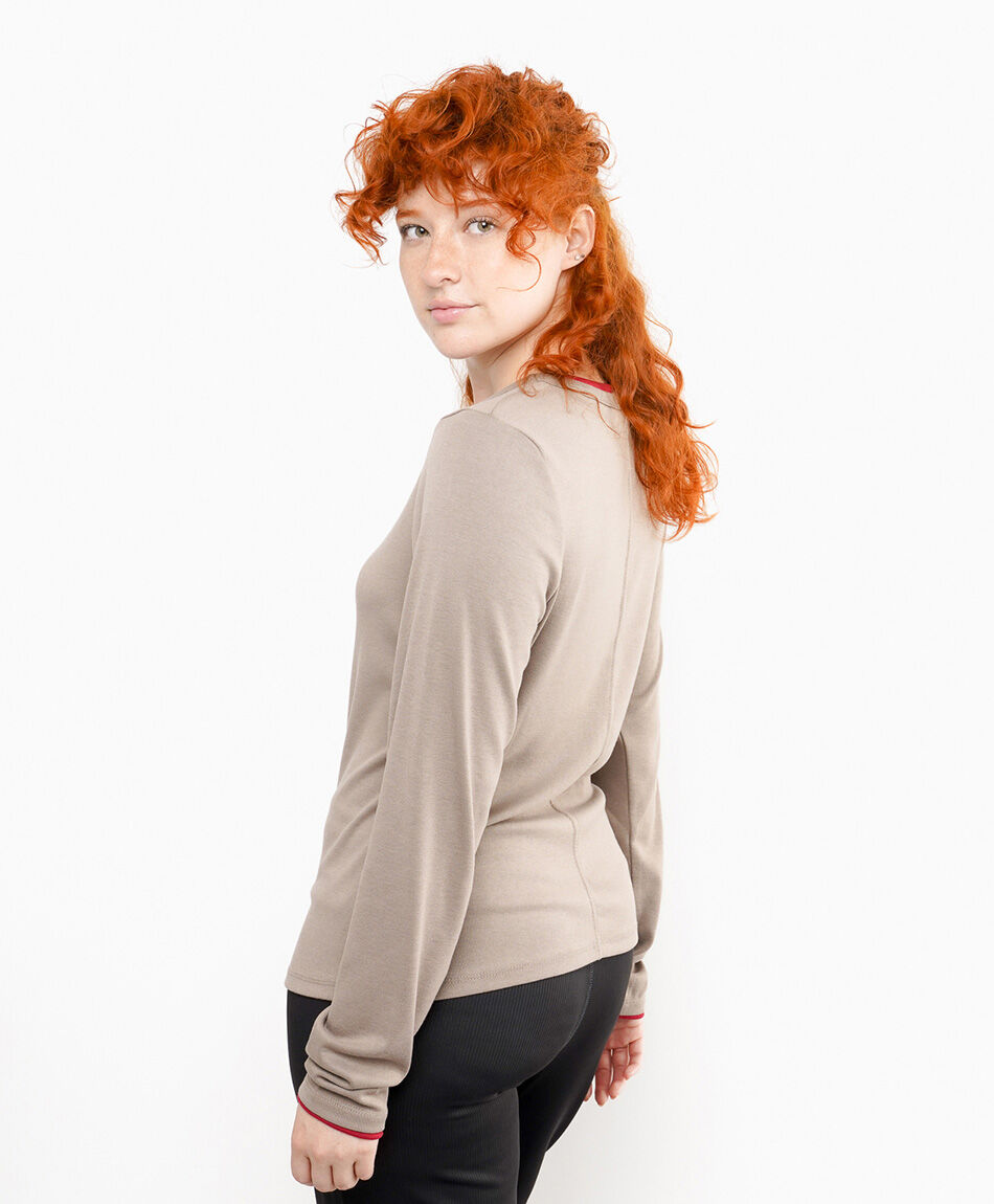 Polera mujer lisa b&aacute;sica beige