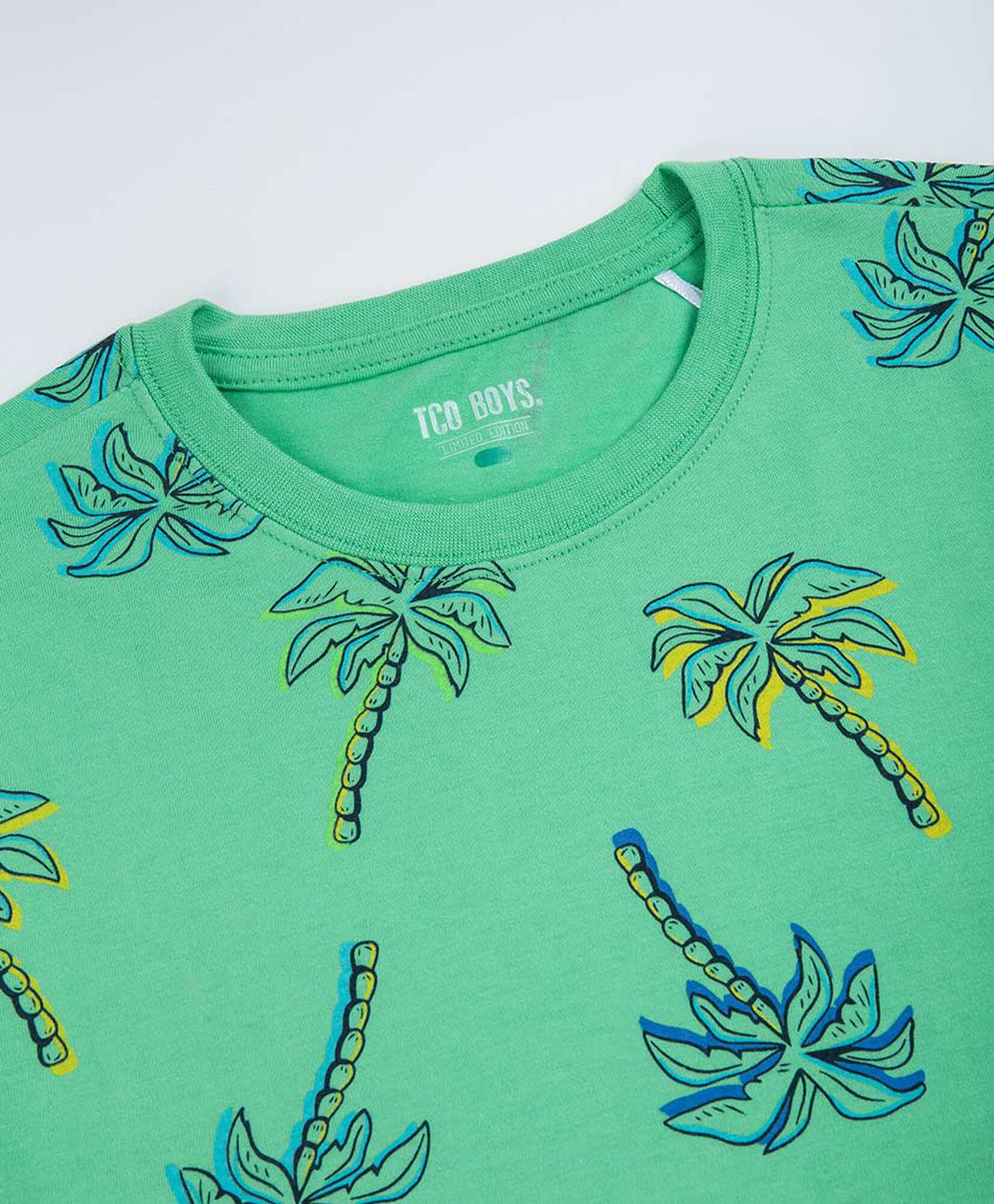 Polera niño palmeras Polera niño palmeras