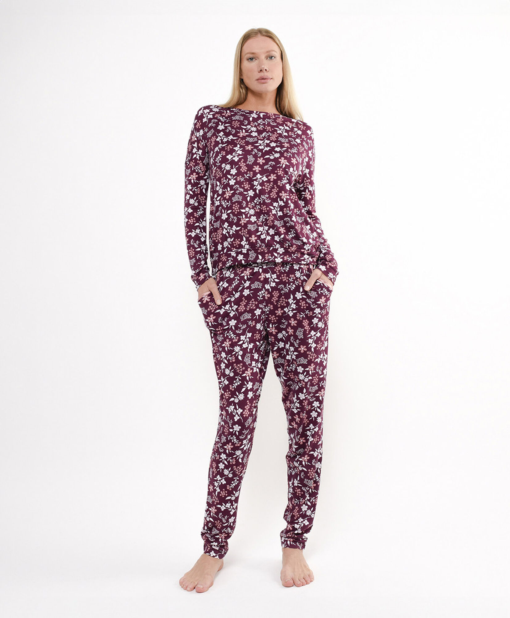 Pijama mujer mini florcitas floreado Pijama mujer mini florcitas floreado