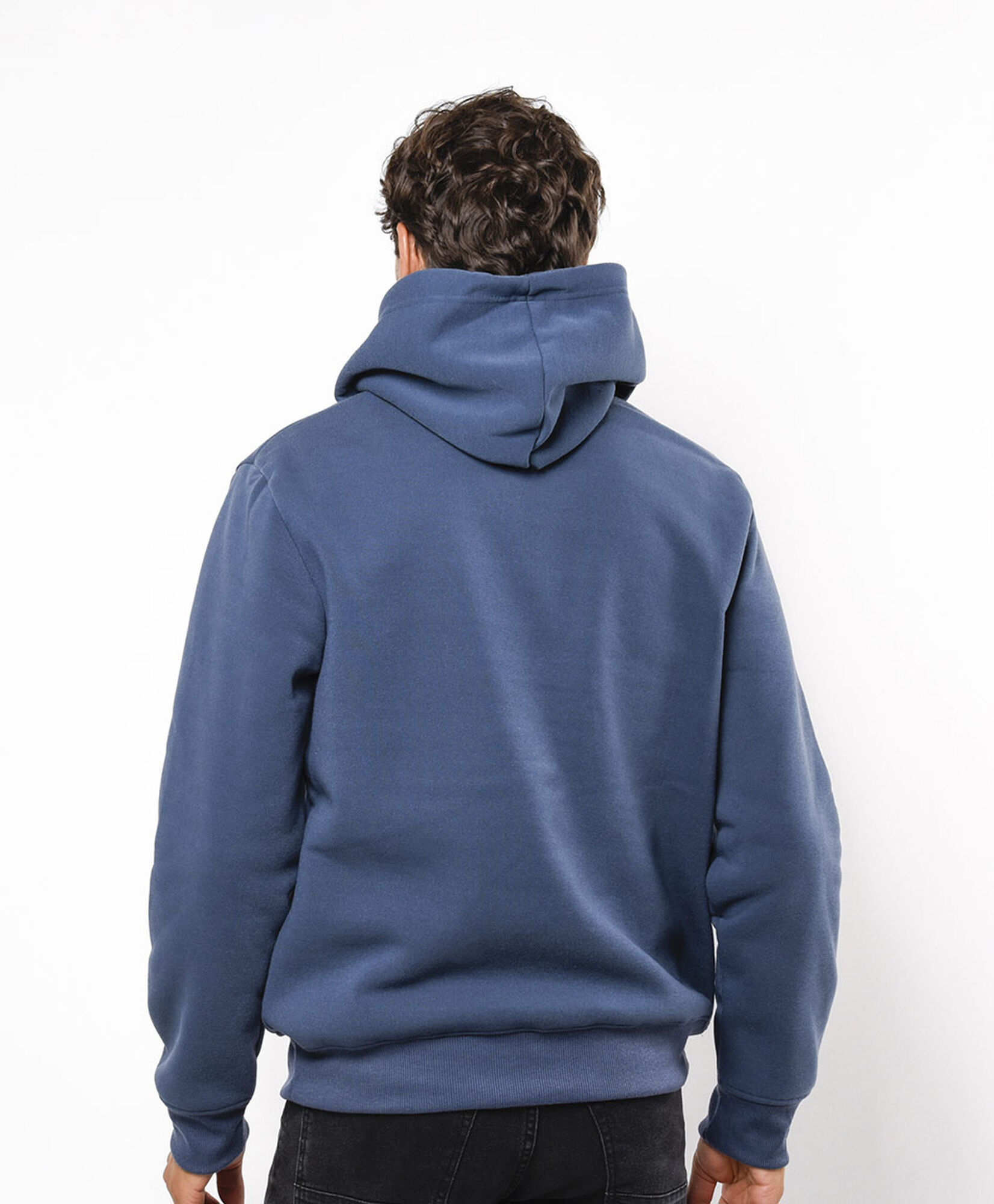 Polerón hombre liso con gorro Polerón hombre liso con gorro