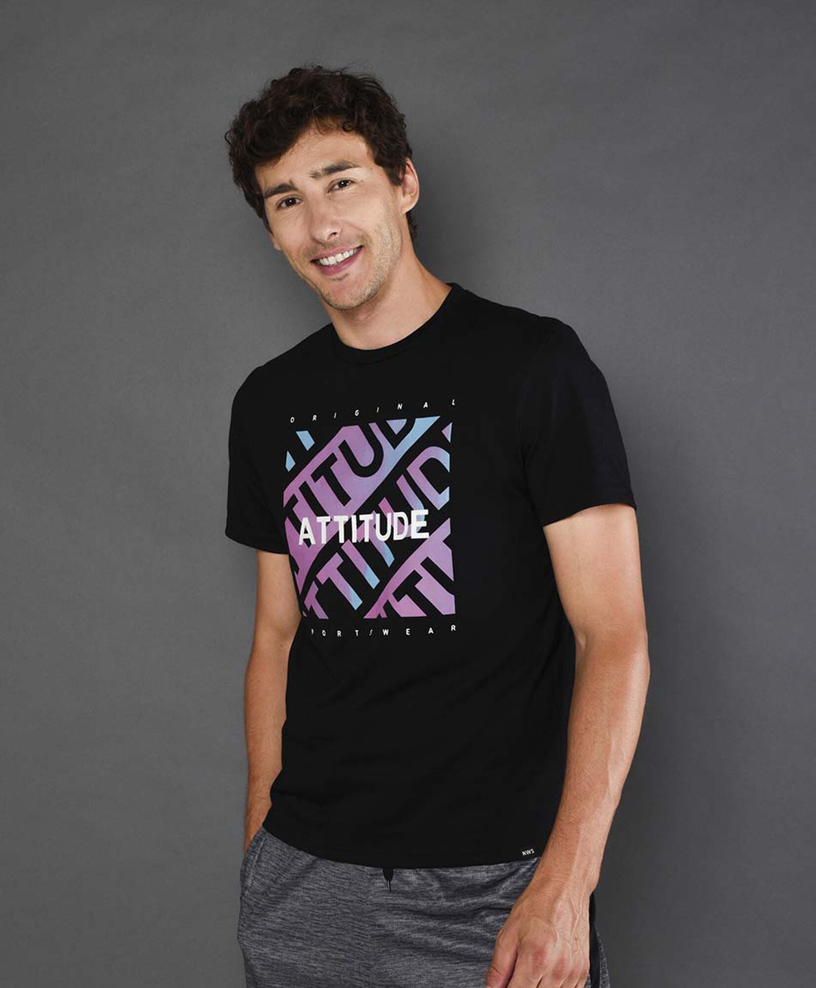 Polera deportiva hombre estampado texto Polera deportiva hombre estampado texto