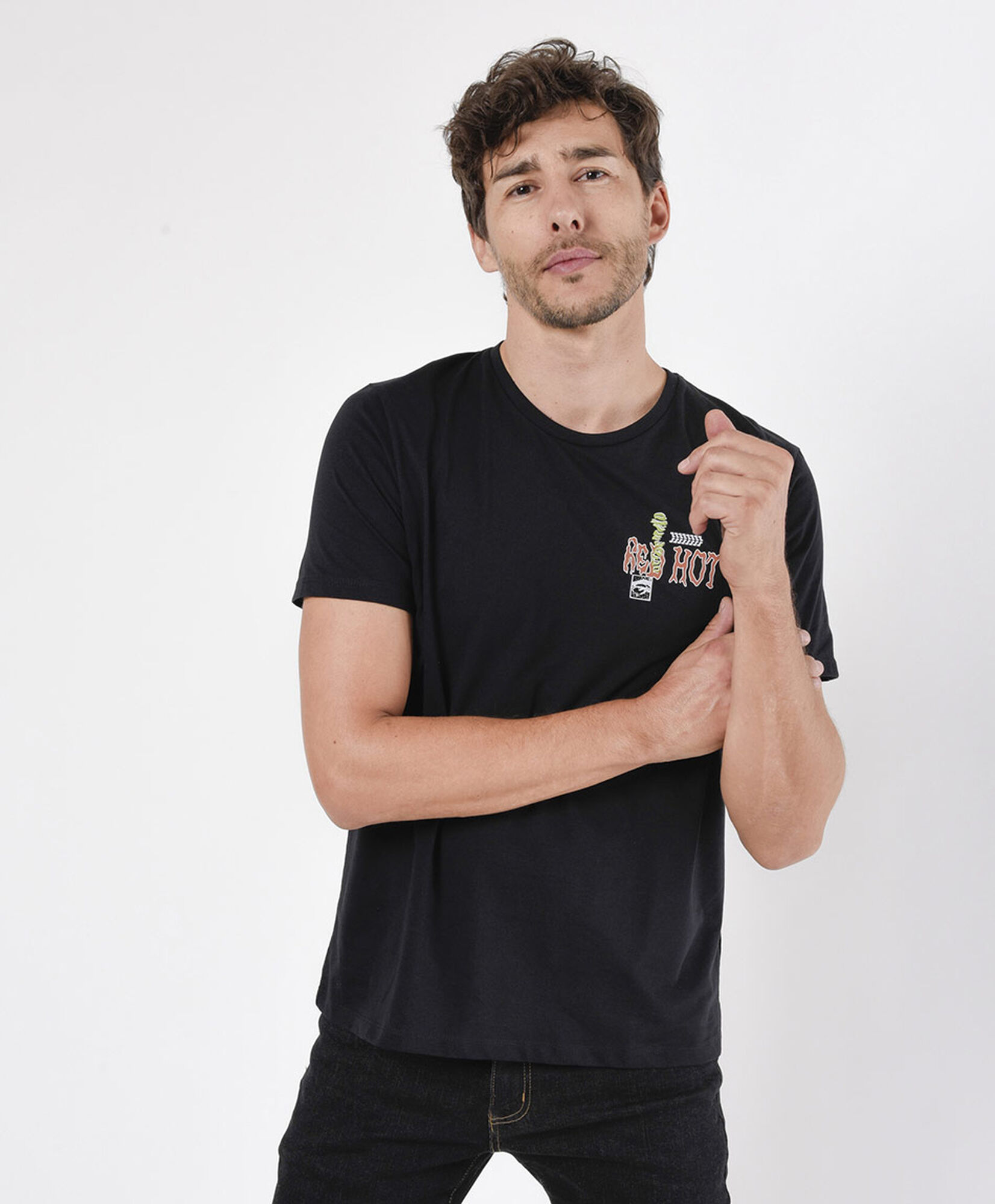Polera hombre doble estampado Polera hombre doble estampado