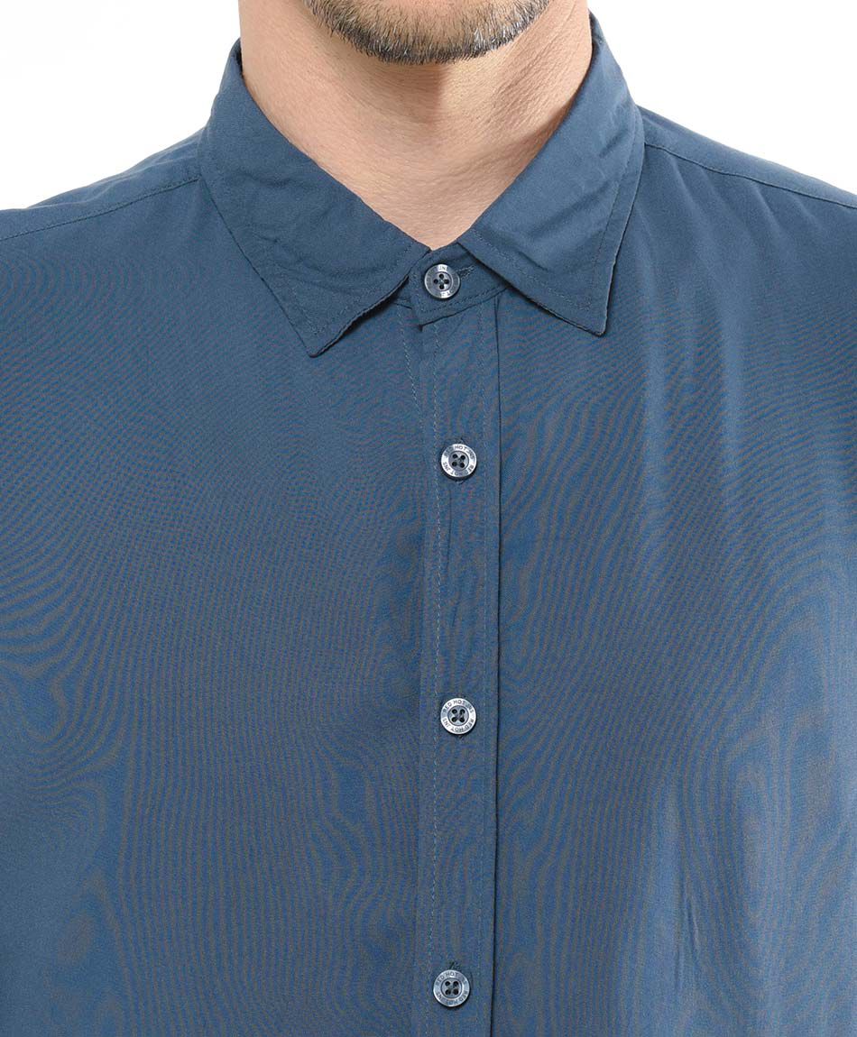 Camisa hombre b&aacute;sica lisa