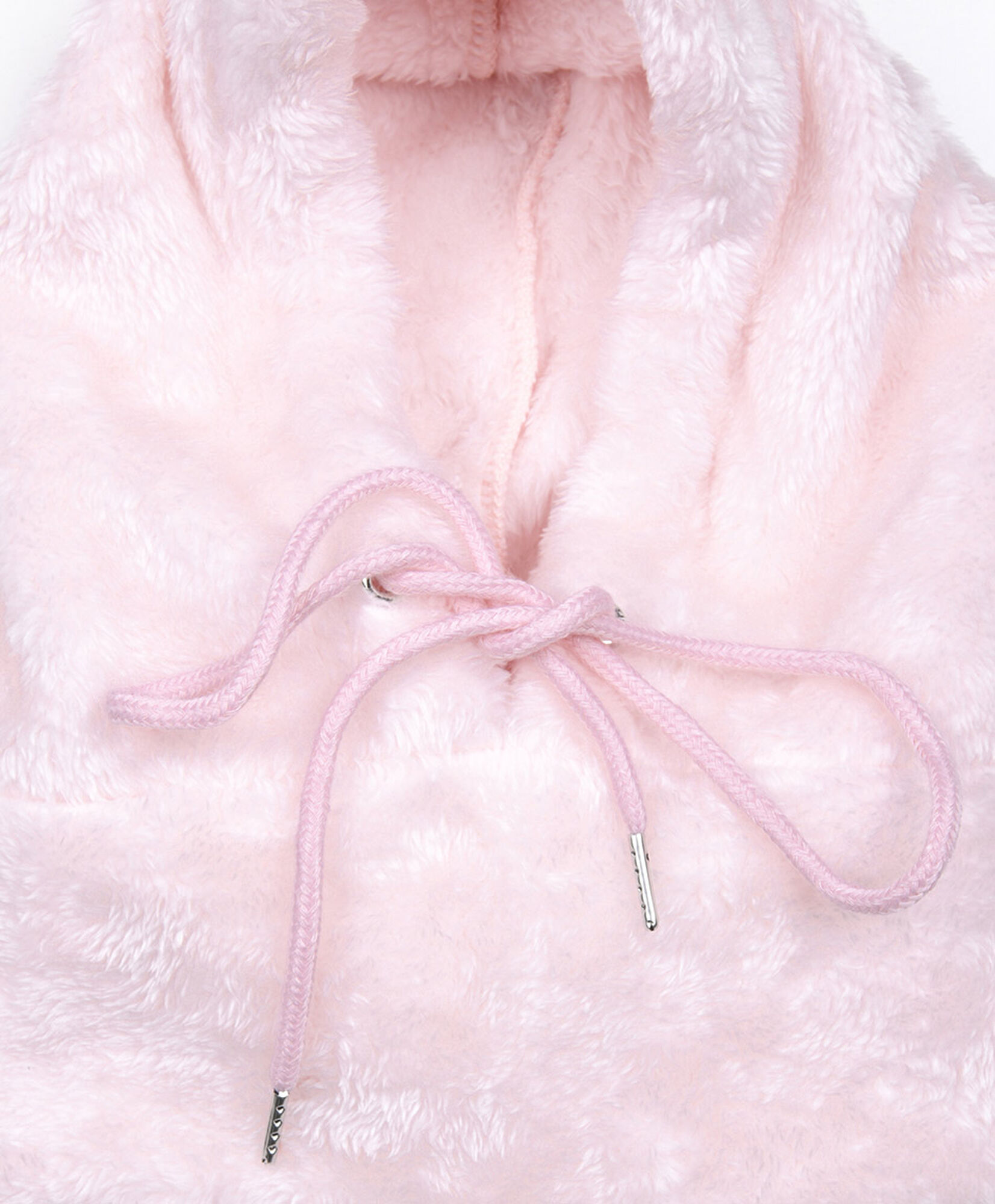 Gorro infantil cuello rosado Gorro infantil cuello rosado