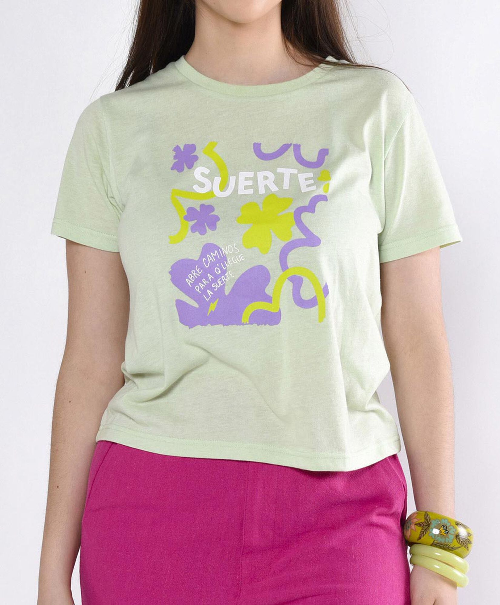 Polera manga corta cuello redondo Polera manga corta cuello redondo