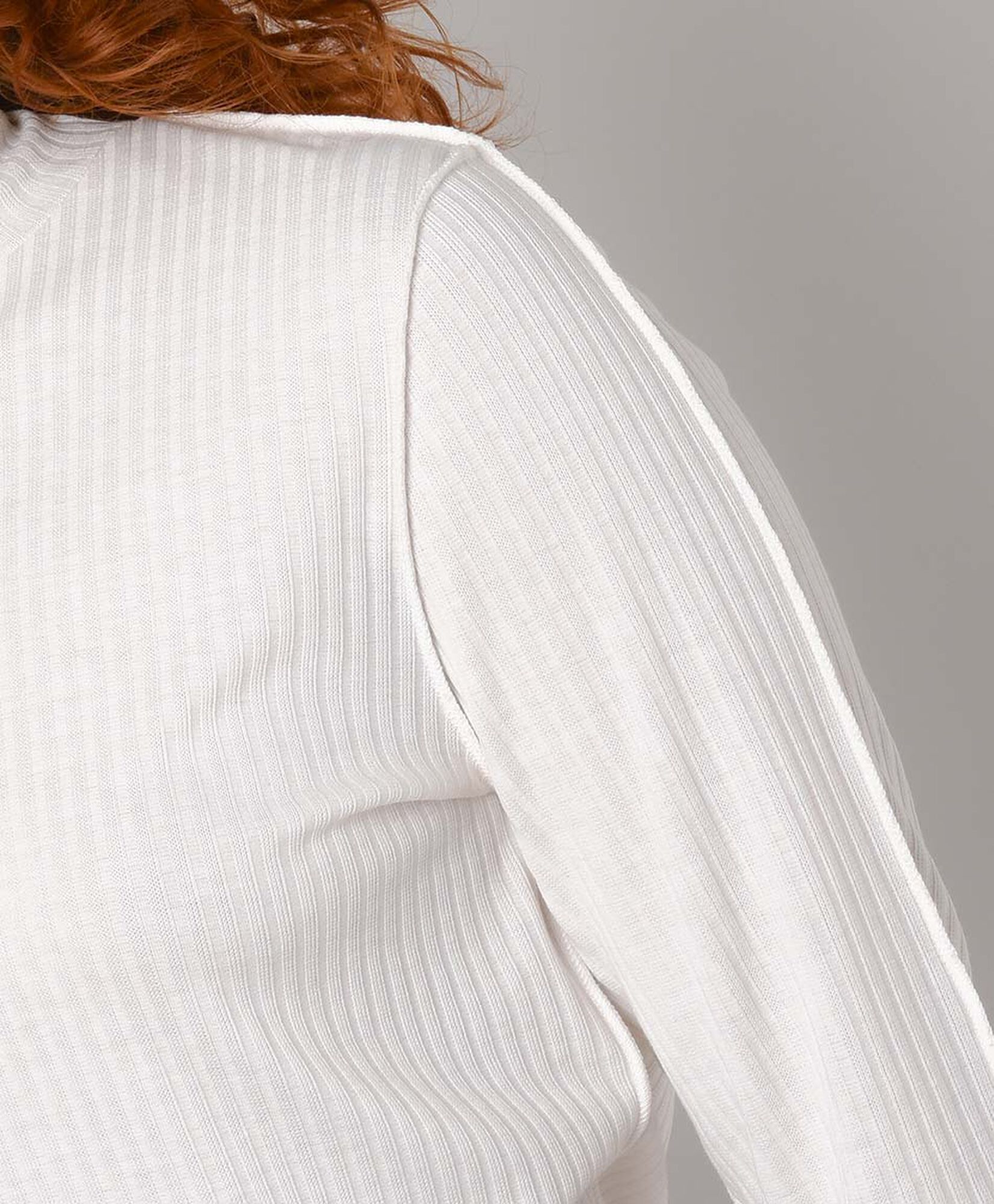 Polera mujer acanalada cuello alto Polera mujer acanalada cuello alto