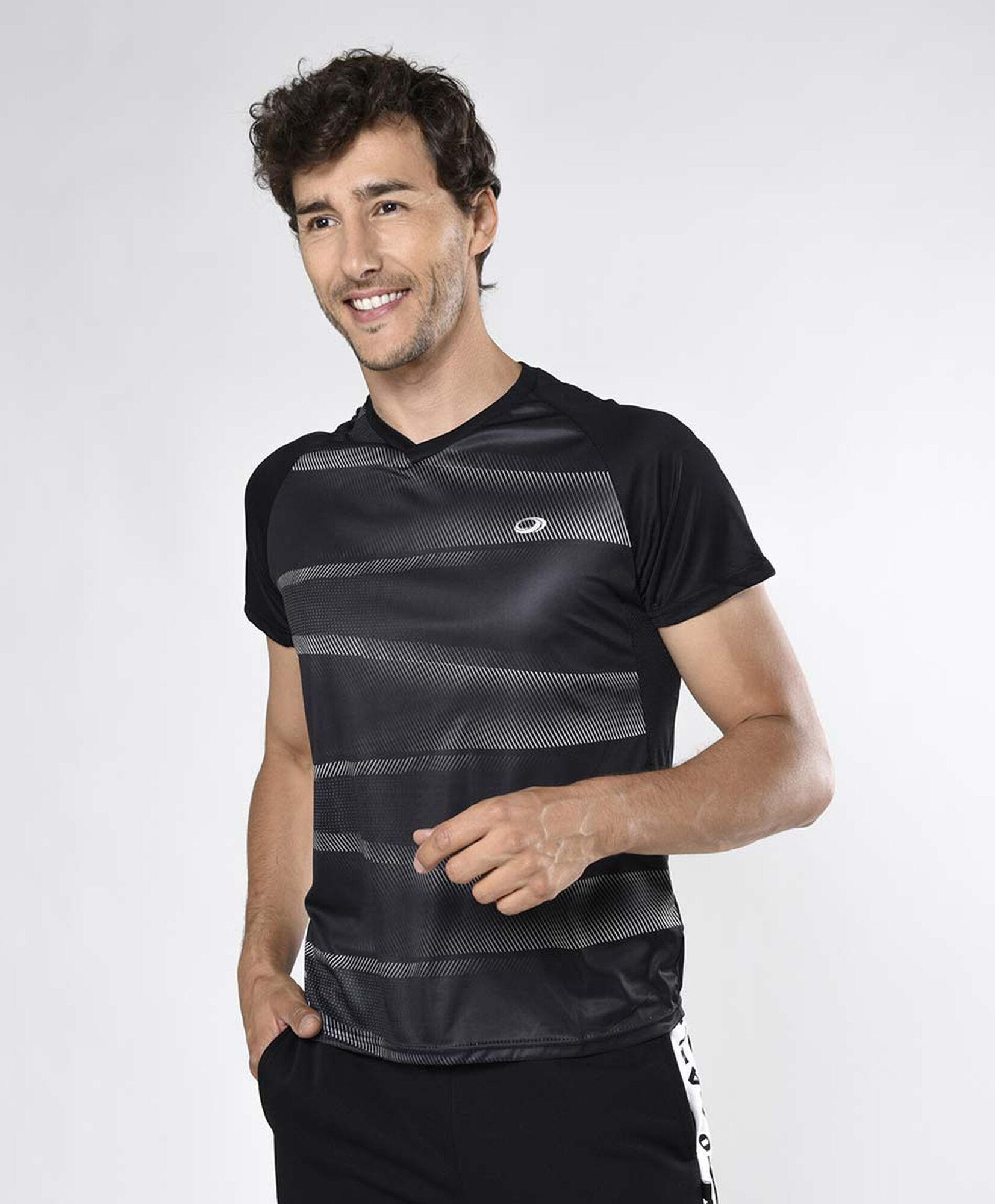 Polera deportiva hombre running líneas Polera deportiva hombre running líneas