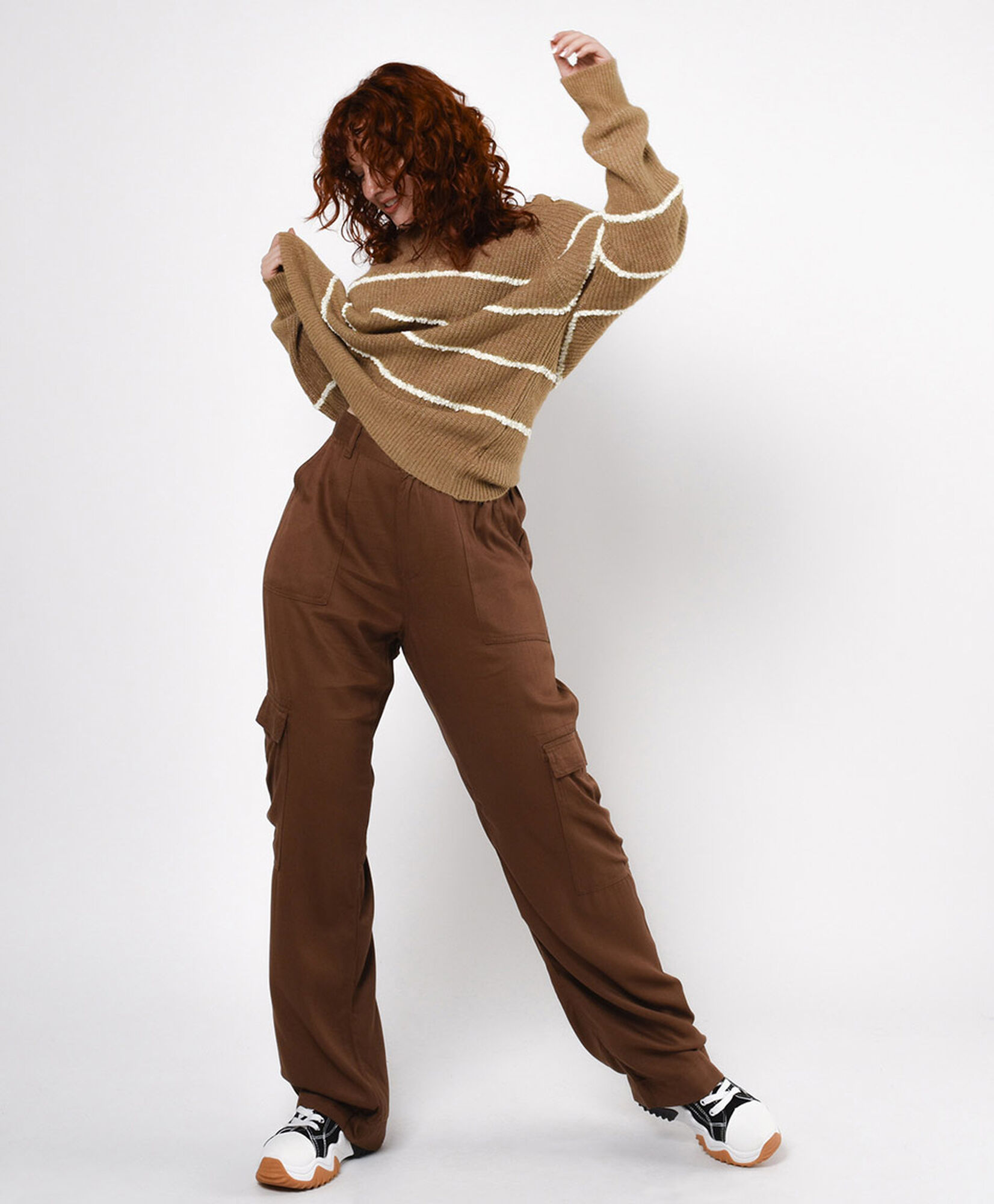 Pantalón mujer cargo wide Pantalón mujer cargo wide