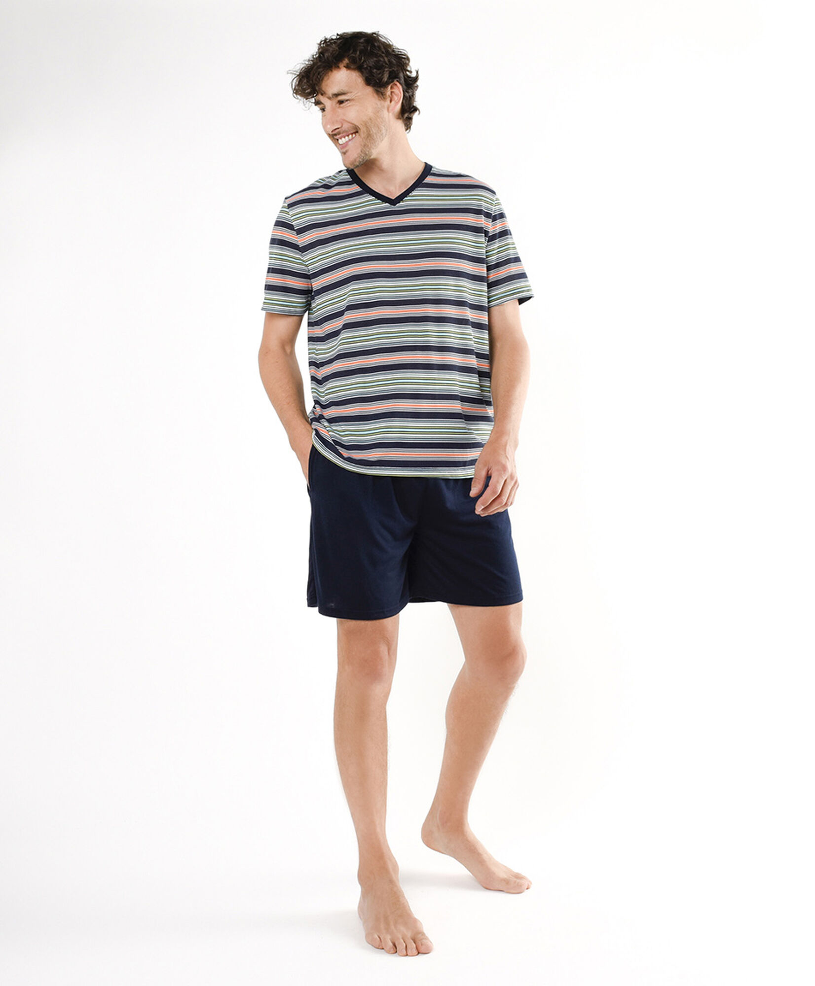Pijama hombre líneas colores Pijama hombre líneas colores