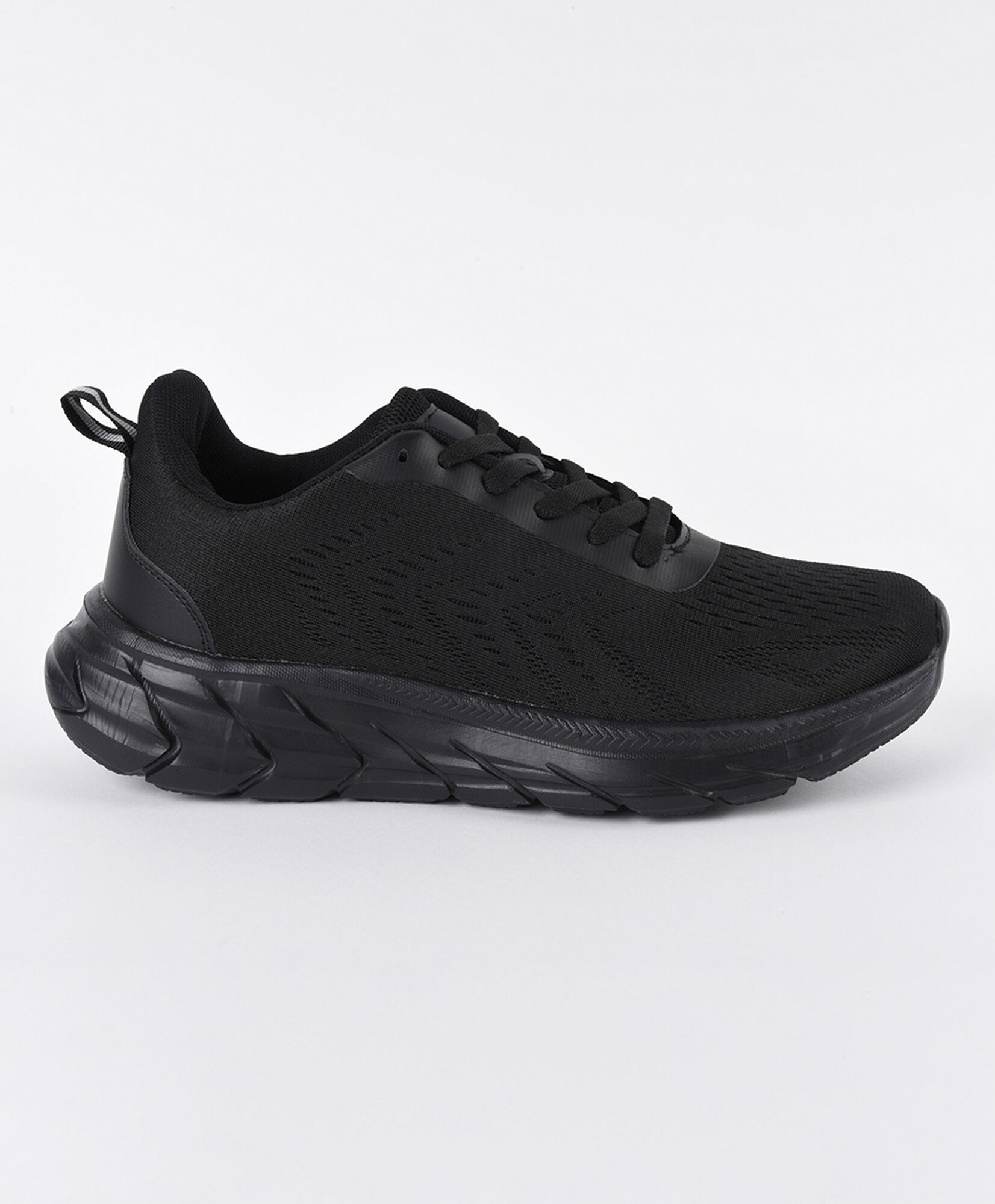 Zapatilla hombre malla cortes Zapatilla hombre malla cortes