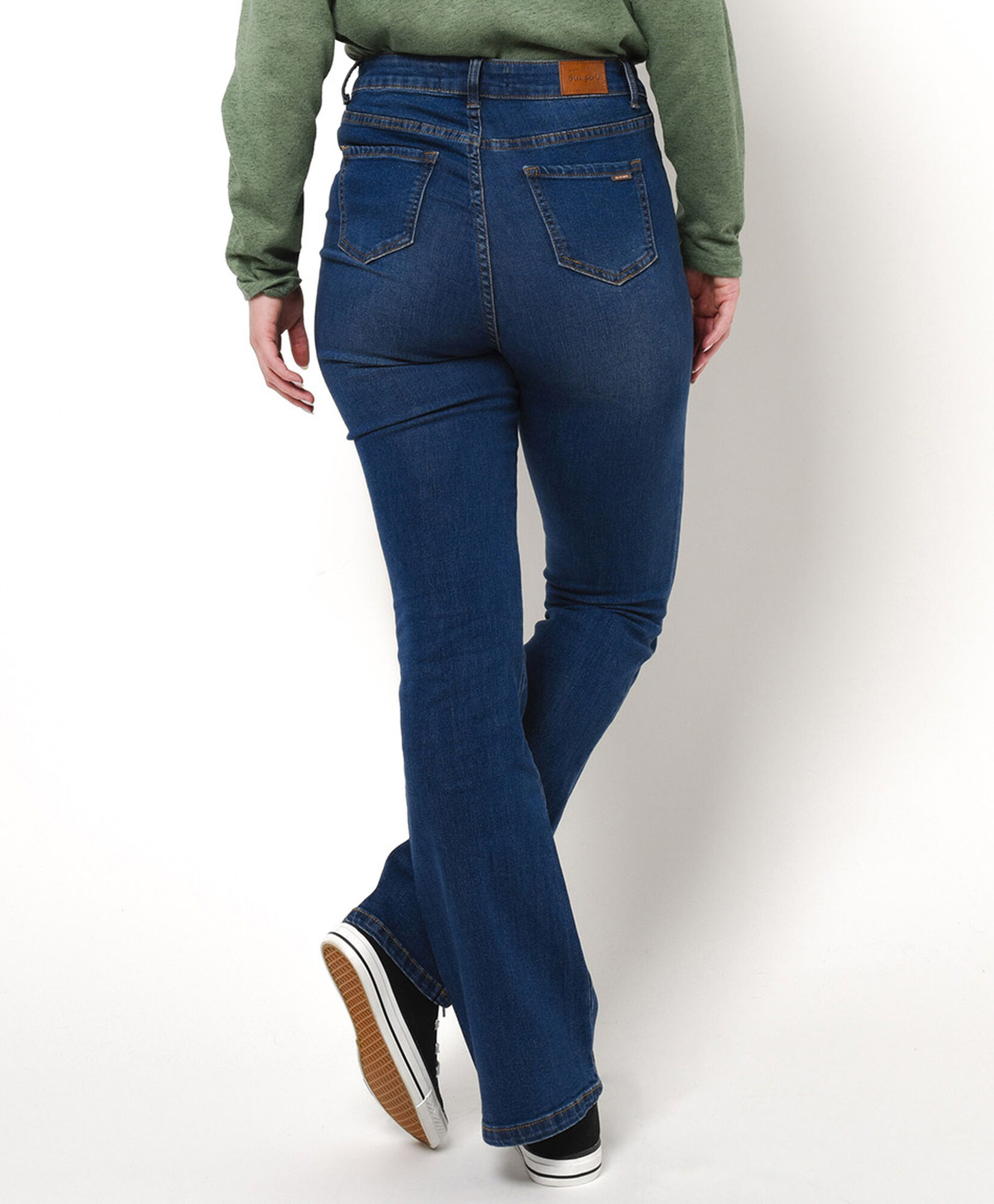 Jeans mujer lisos flare Jeans mujer lisos flare