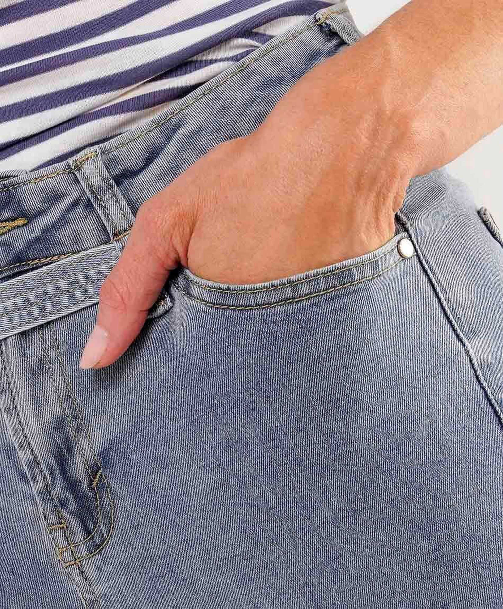 Jeans mujer desgaste cinturón skinny fit Jeans mujer desgaste cinturón skinny fit