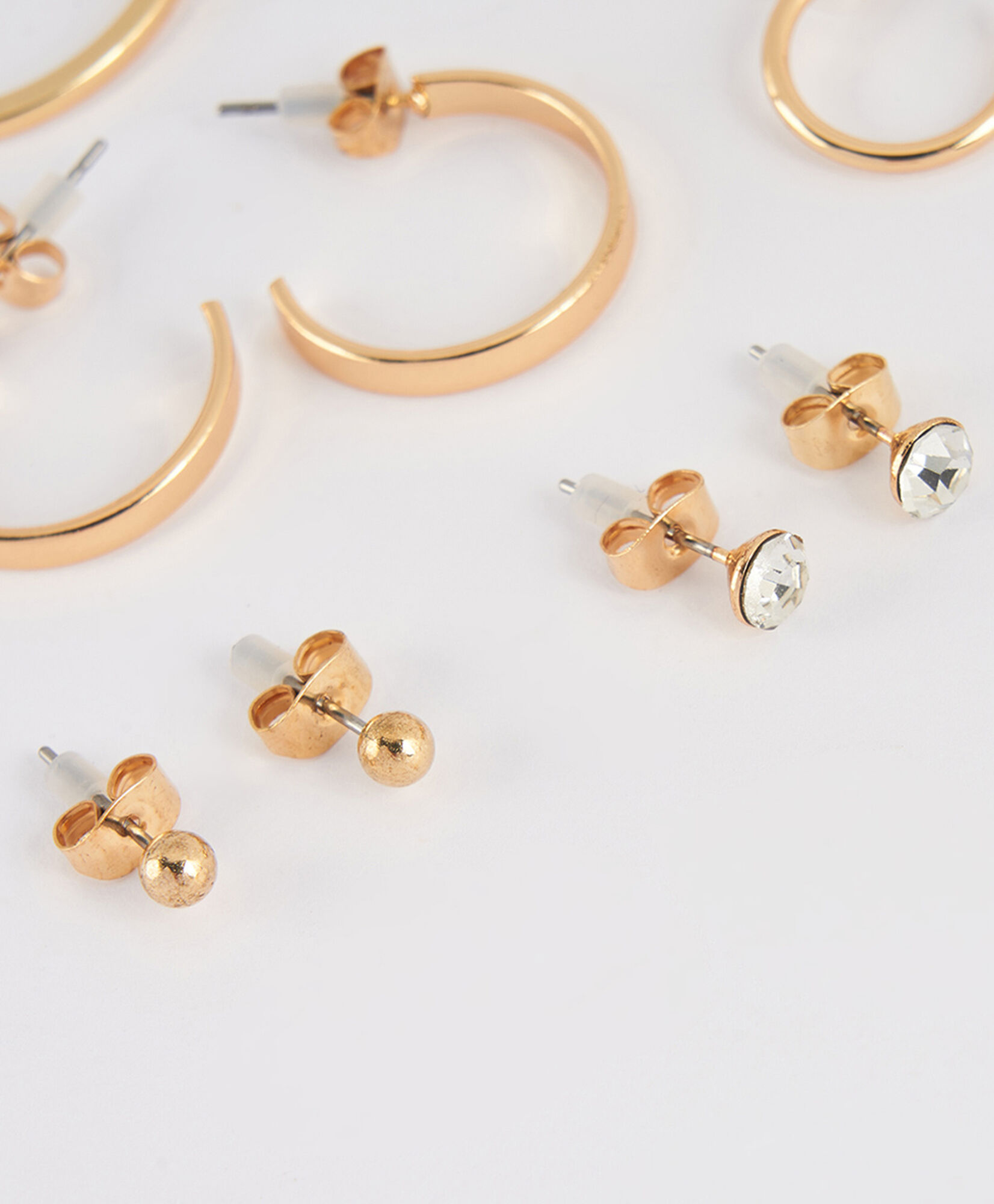 Set 6 aros mujer dorados Set 6 aros mujer dorados