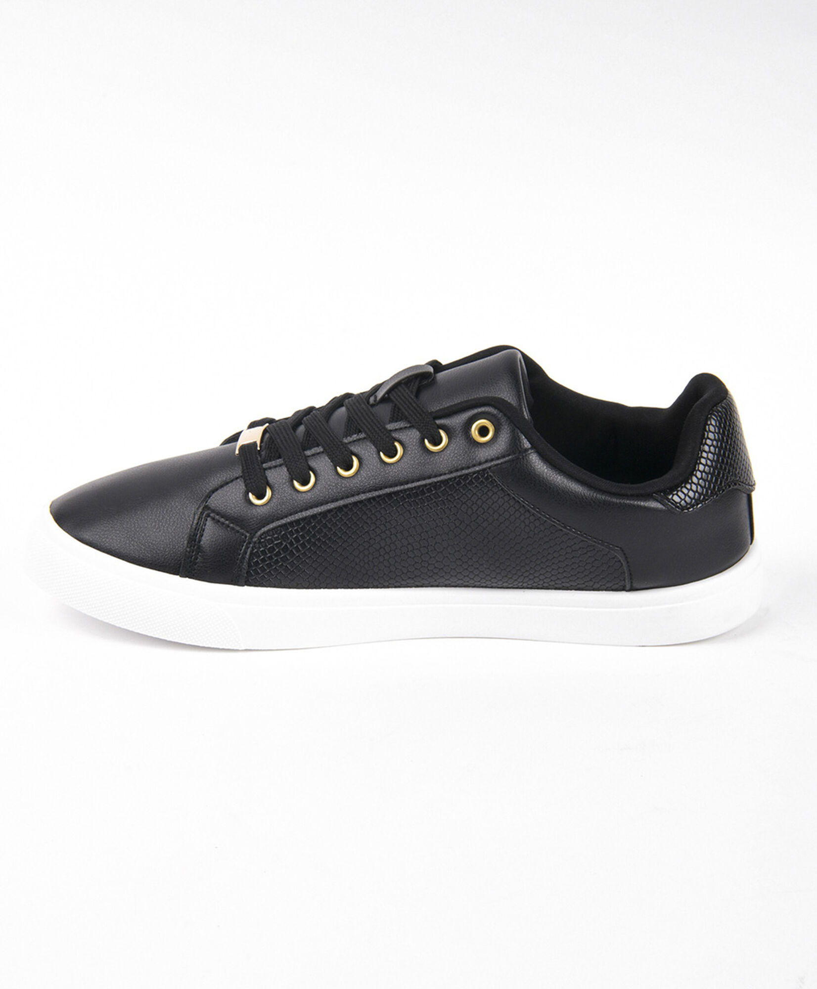 Zapatilla mujer textura y dorados Zapatilla mujer textura y dorados
