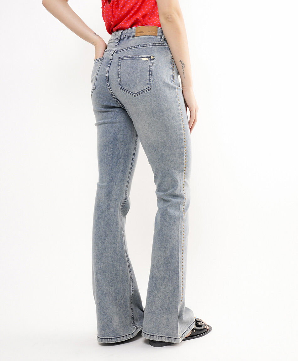 Jeans mujer tachas redondas flare