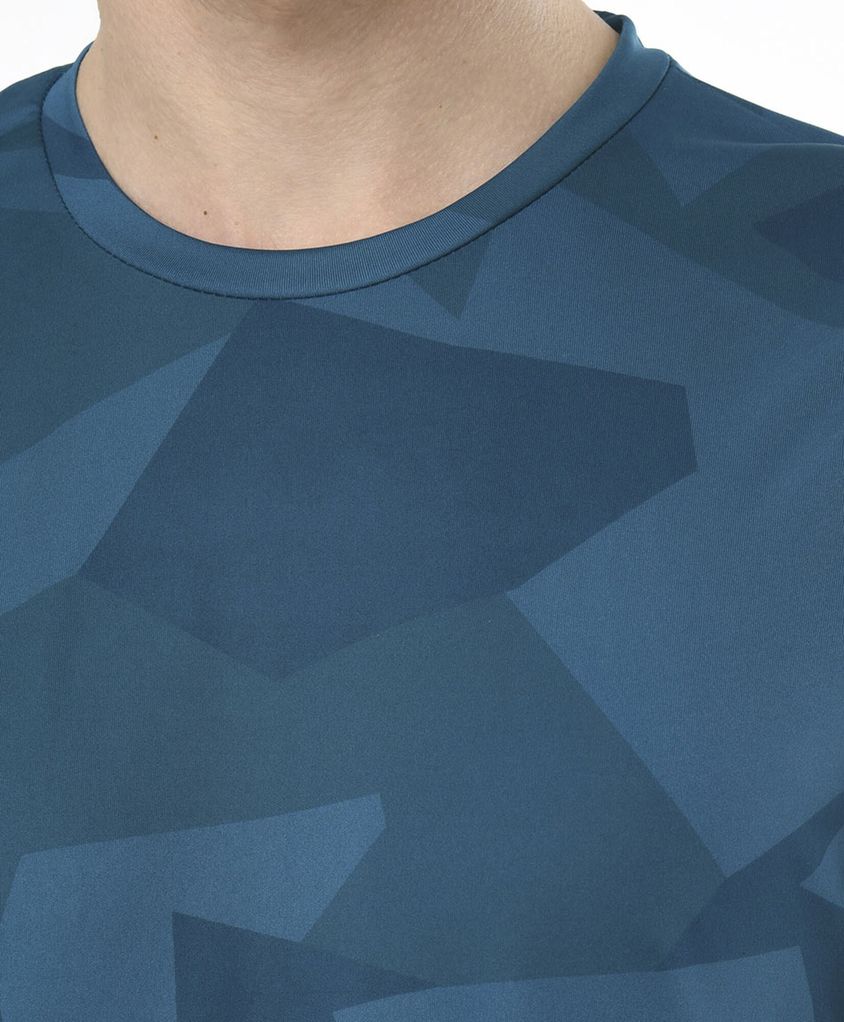 Polera deportiva hombre formas Polera deportiva hombre formas