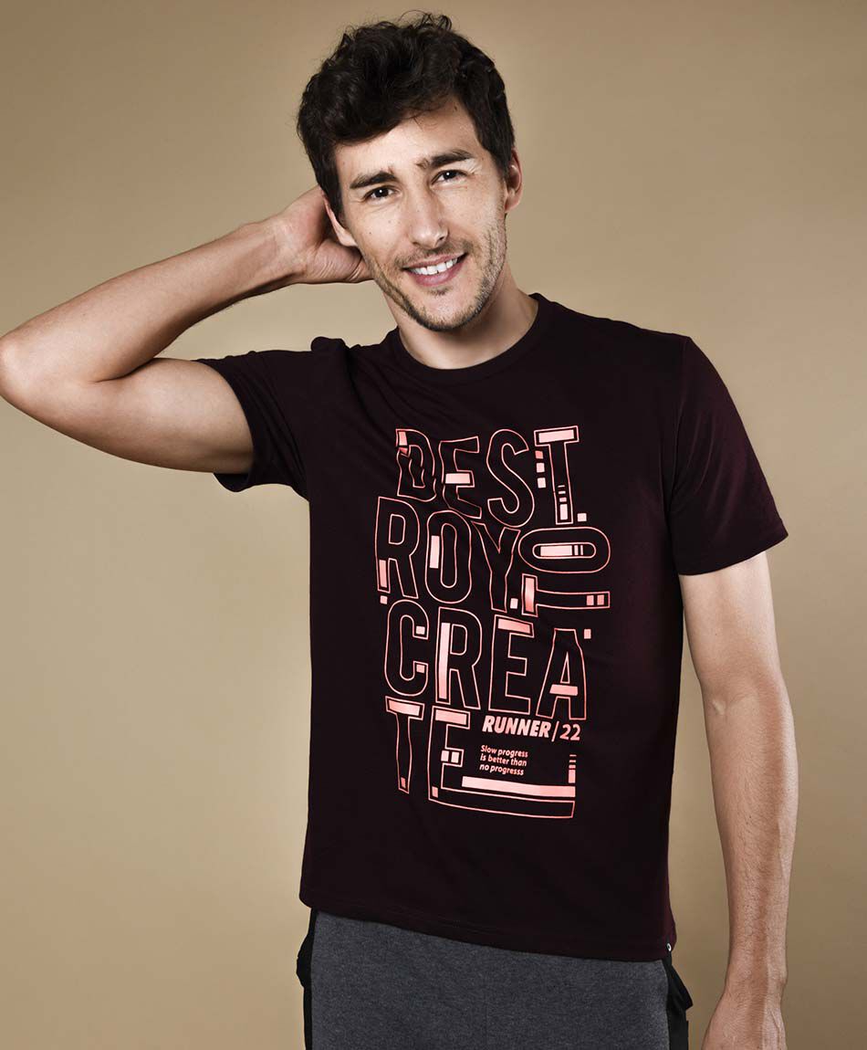 Polera deportiva manga corta cuello redondo