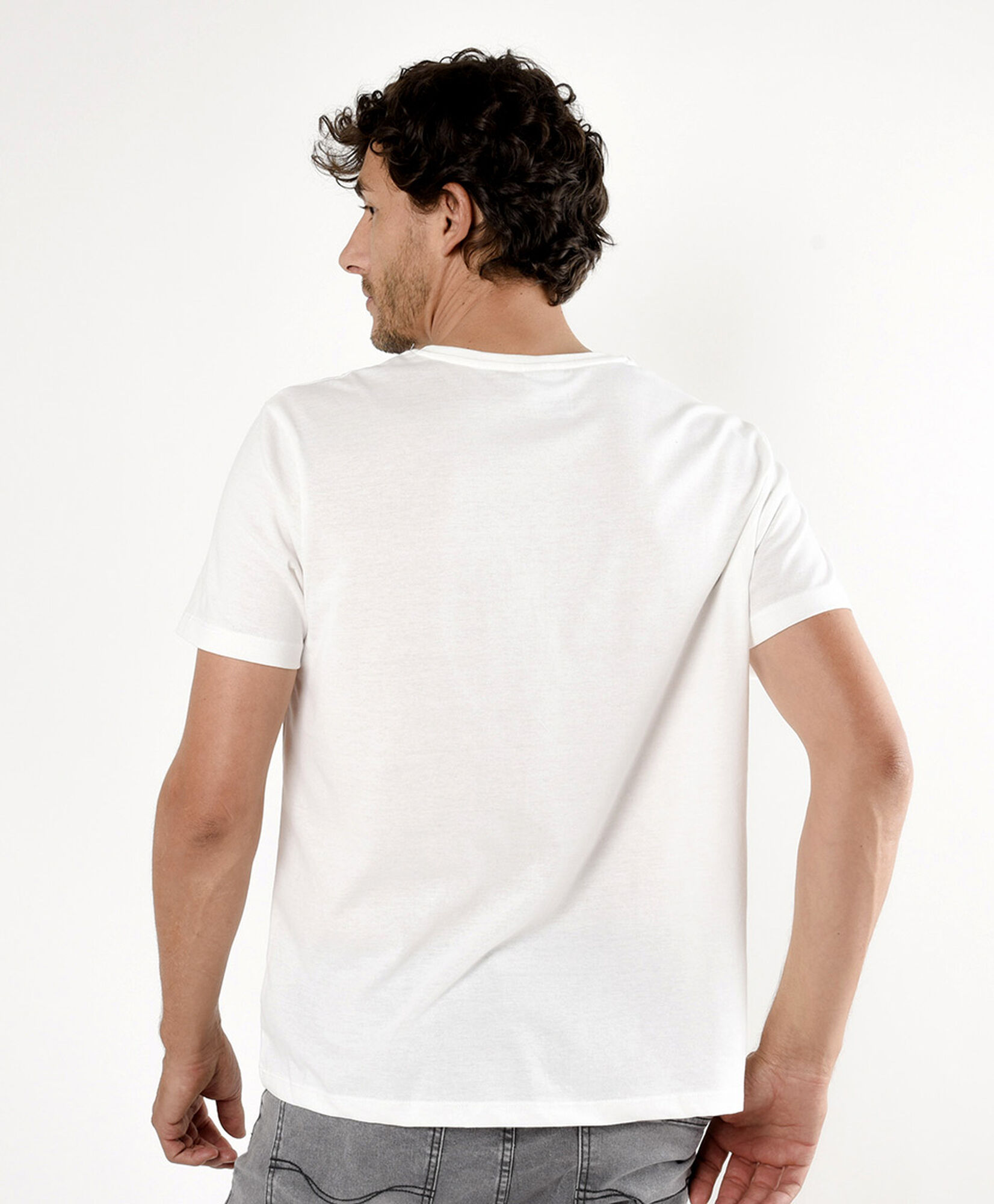 Polera hombre lisa parche gamer Polera hombre lisa parche gamer
