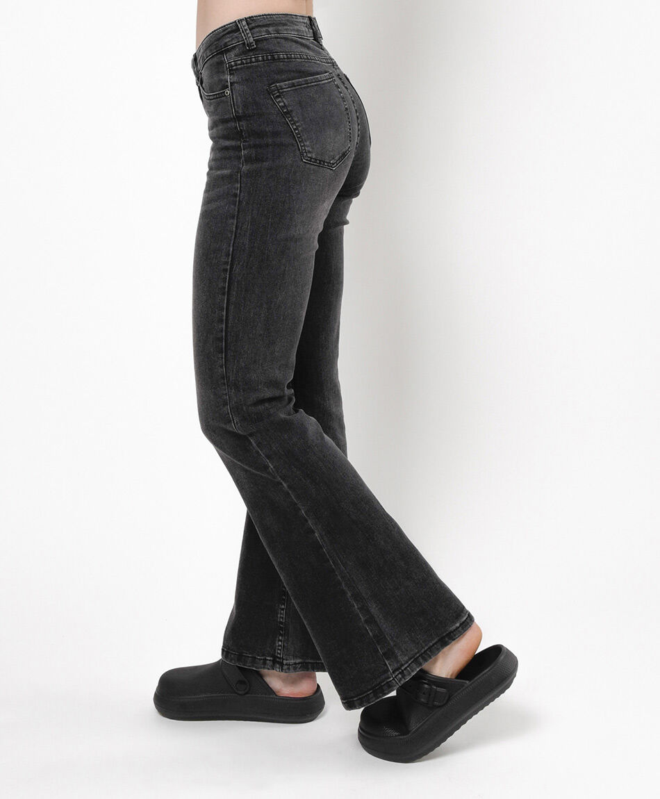 Jeans mujer cl&aacute;sicos
